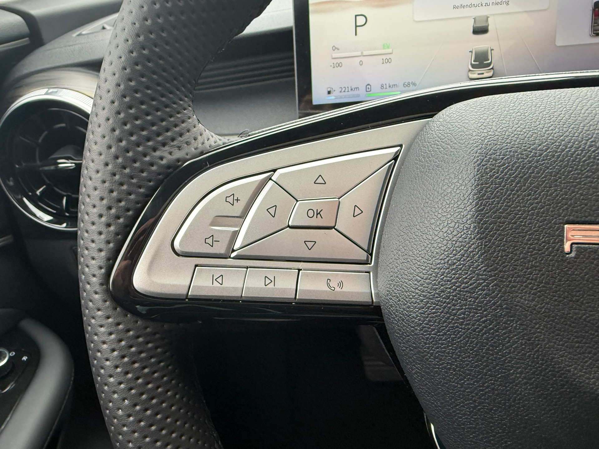 FORTHING 4 U-Tour 1.5 Turbo PHEV !! 7 Years Warranty !!-image-13