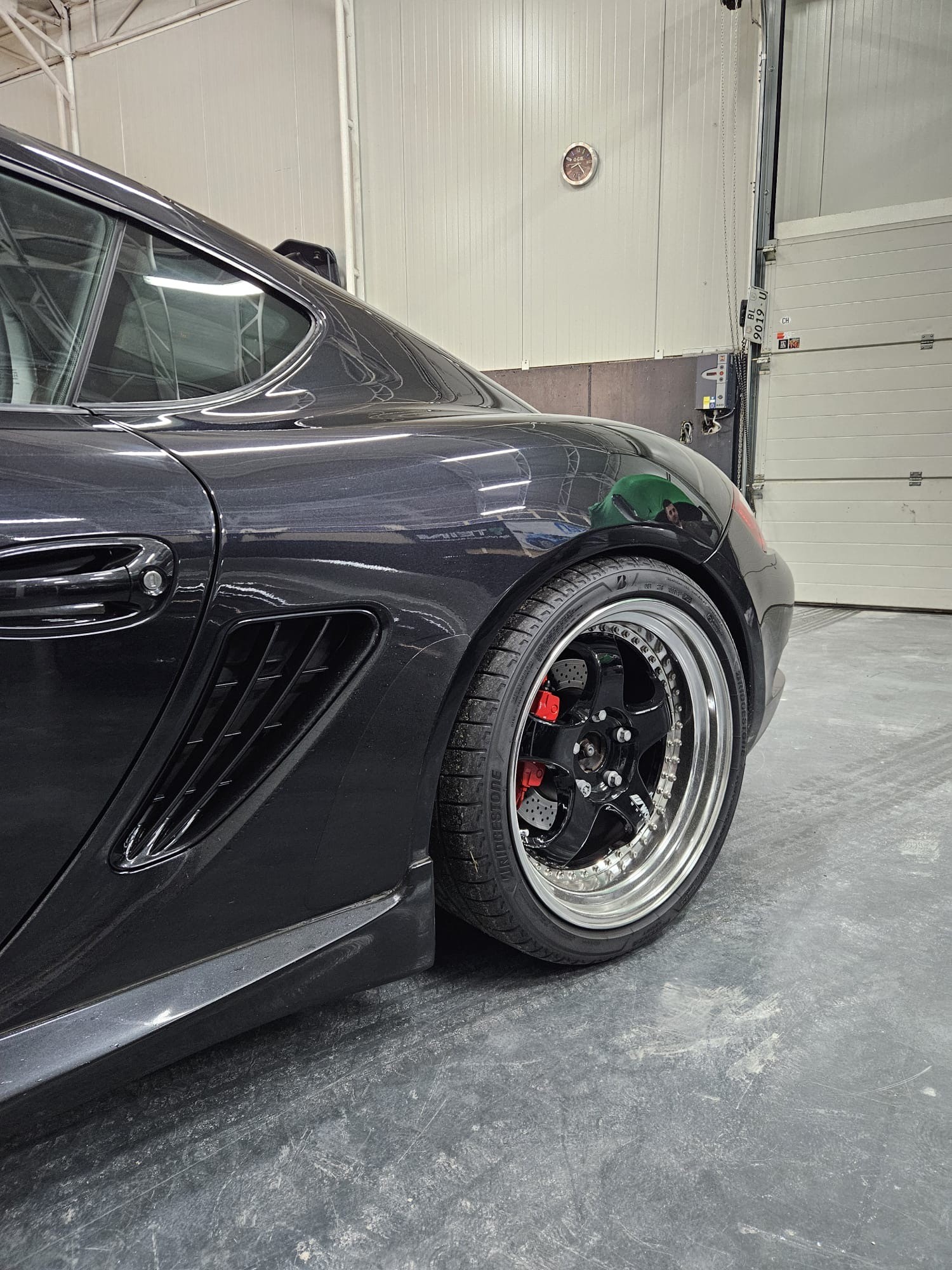 PORSCHE Cayman S 3.4-image-4