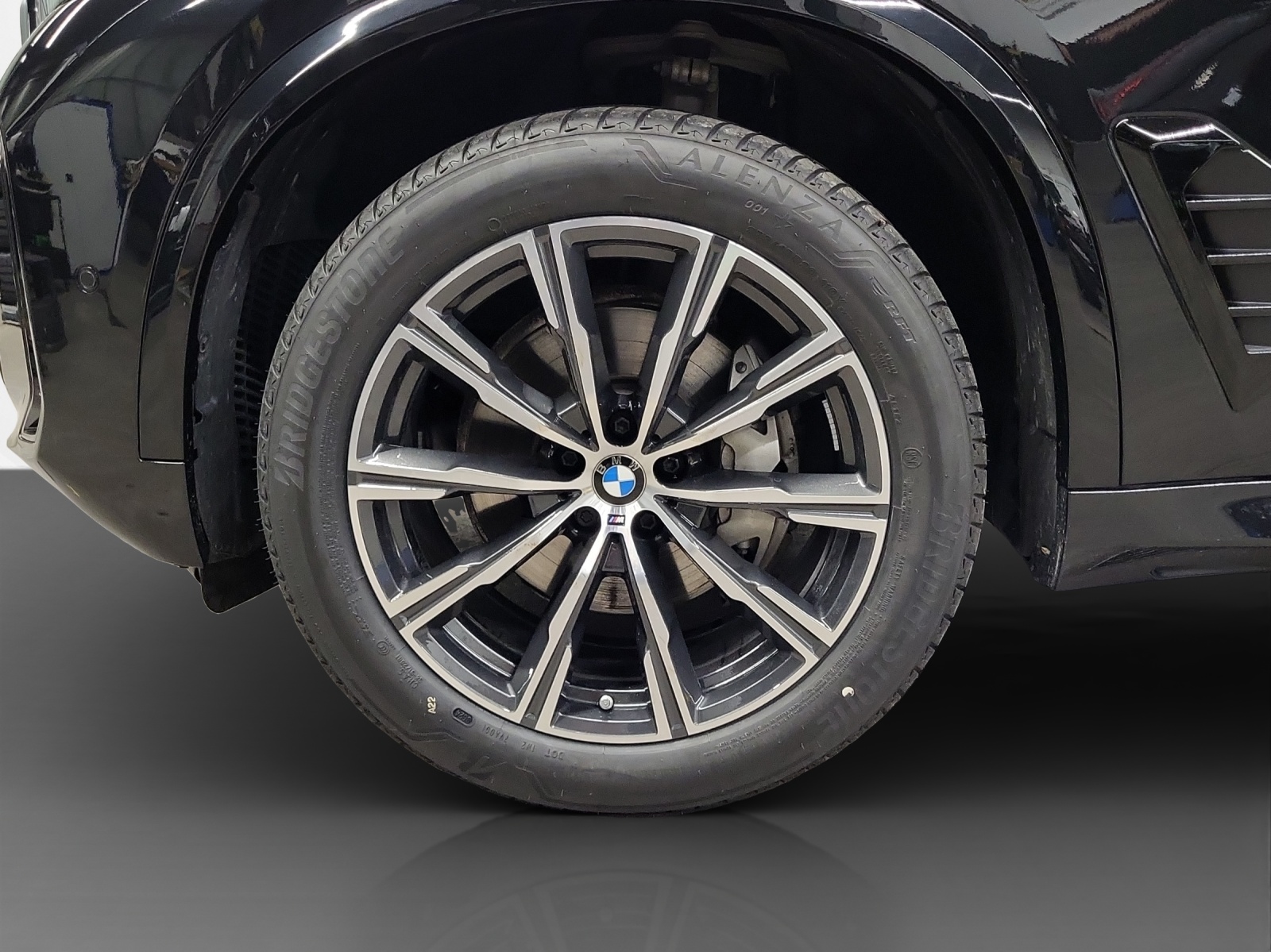 BMW X5 xDrive 48V 30d M Sport Steptronic-image-19
