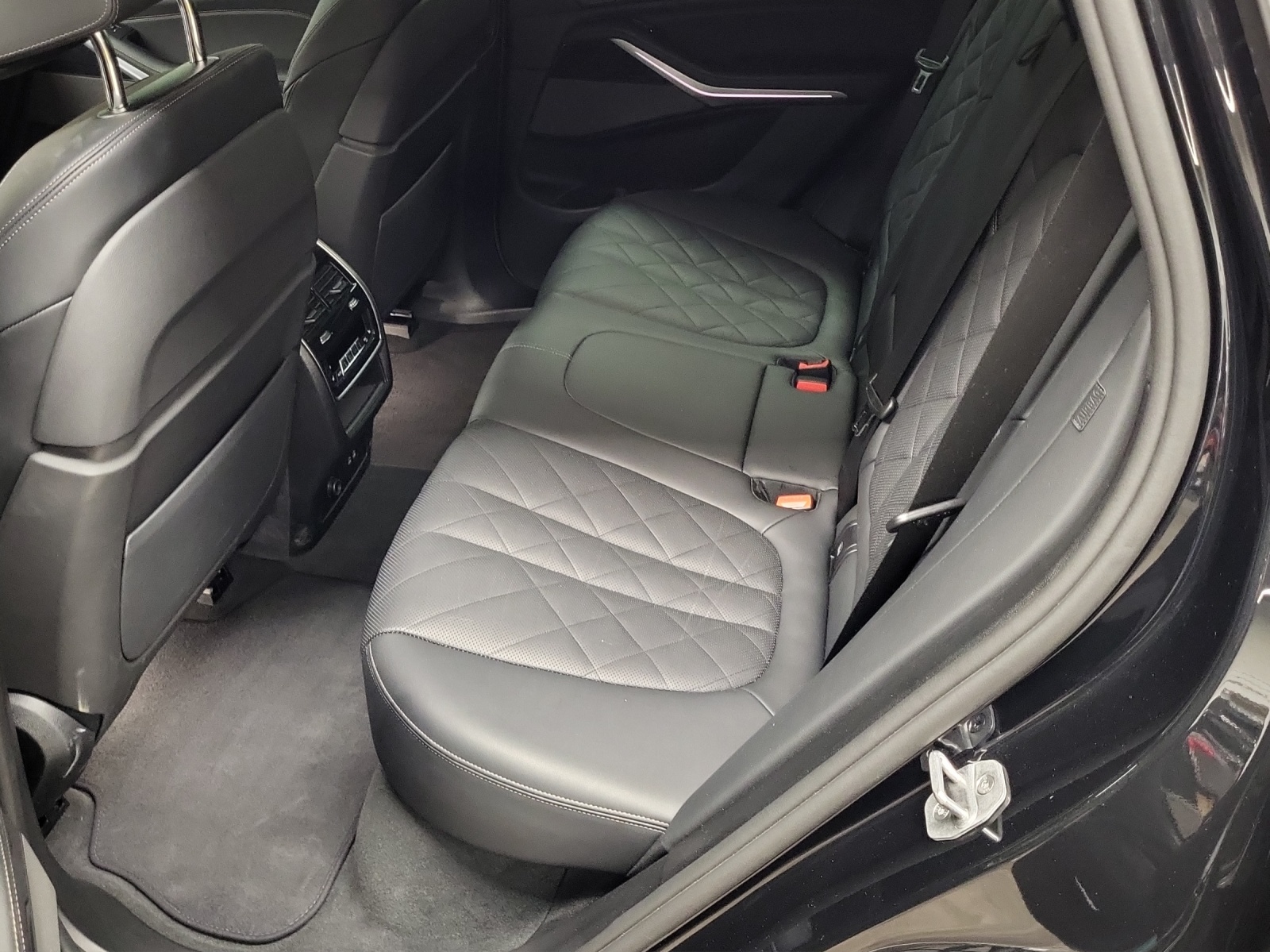 BMW X5 xDrive 48V 30d M Sport Steptronic-image-17