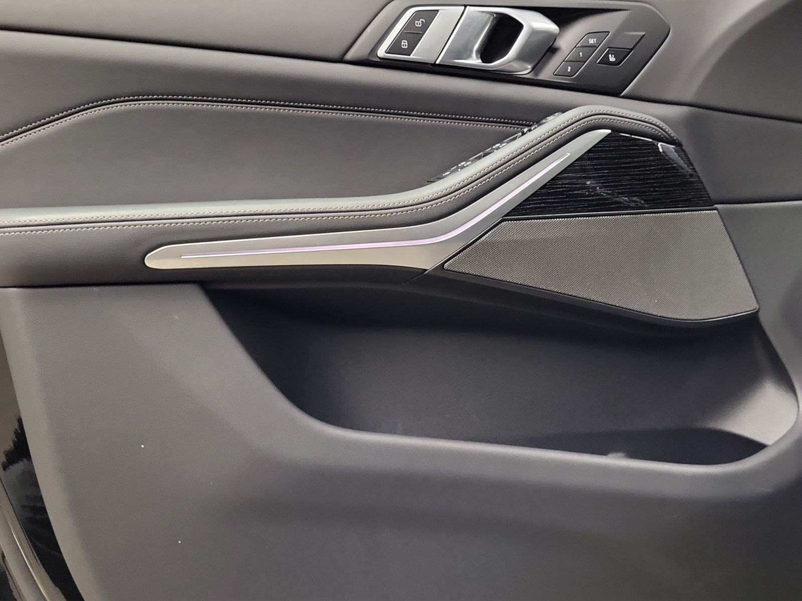BMW X5 xDrive 48V 30d M Sport Steptronic-image-15