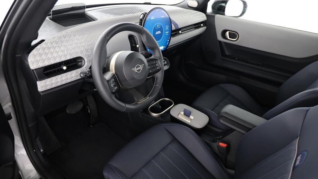 MINI Cooper S Cabrio-image-16