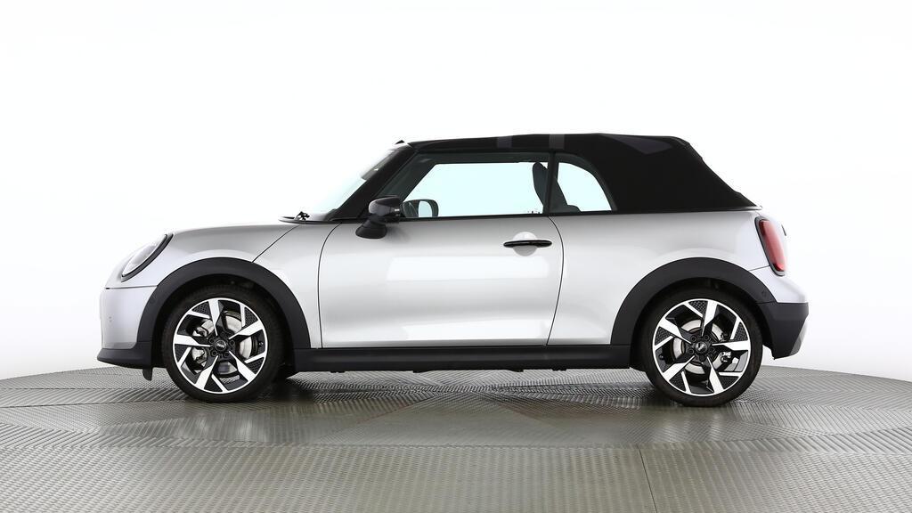 MINI Cooper S Cabrio-image-2