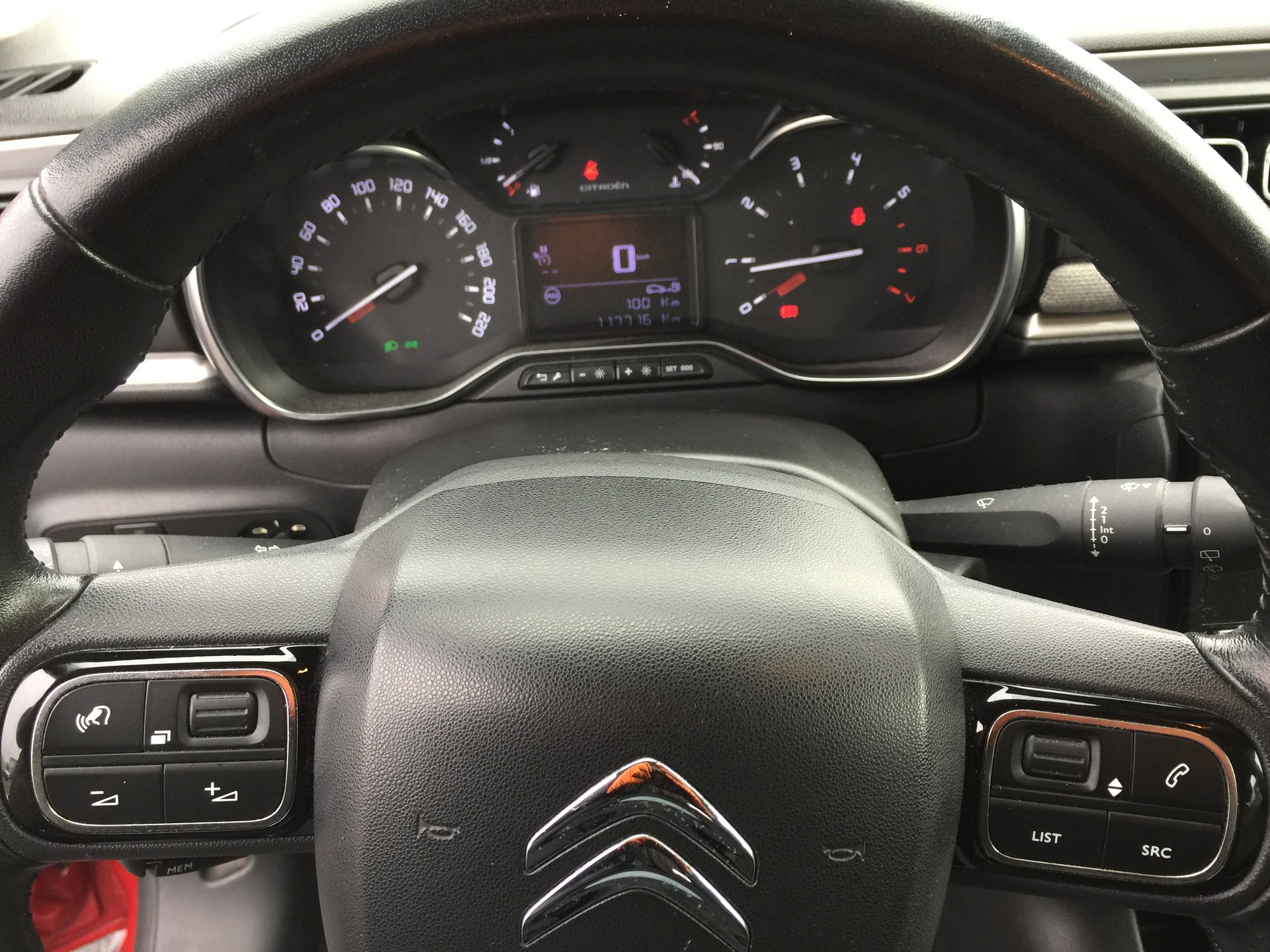 CITROEN C3 1.2i PureTech Feel-image-12