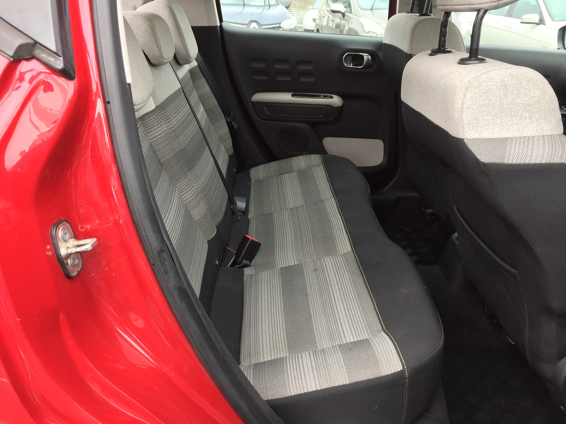 CITROEN C3 1.2i PureTech Feel-image-8