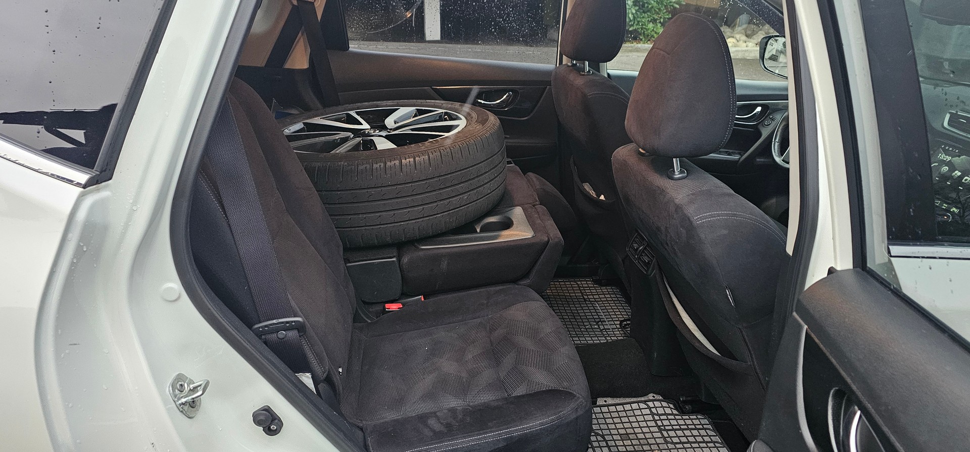 NISSAN X-Trail 2.0 dCi N-Vision Xtronic CVT ALL-MODE 4x4-image-8