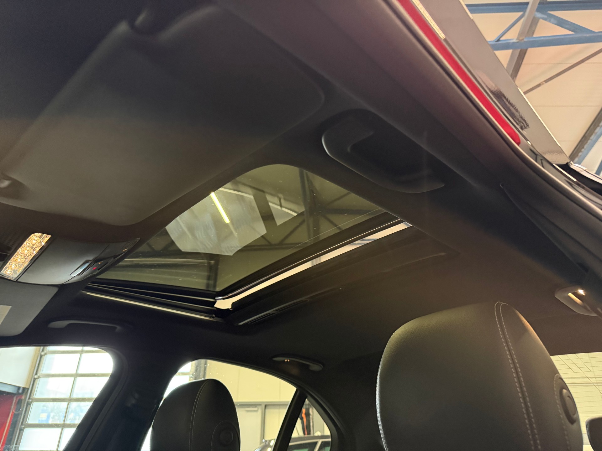 MERCEDES-BENZ C 400 AMG Line 4matic-image-13