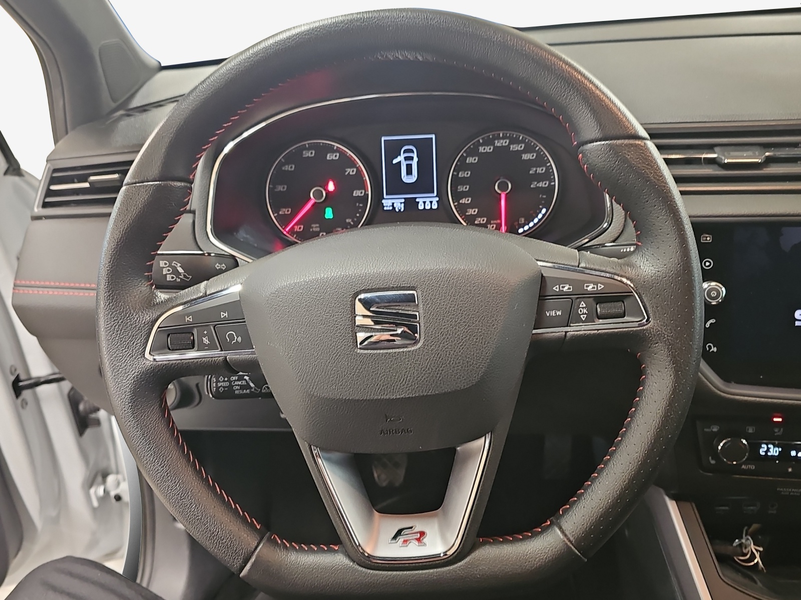 SEAT Arona 1.0 TGI CNG FR-image-9