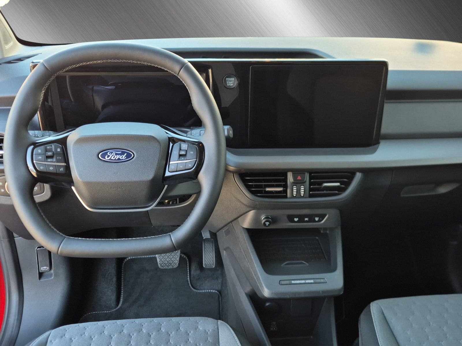 FORD E-Tourneo Courier Titanium-image-10