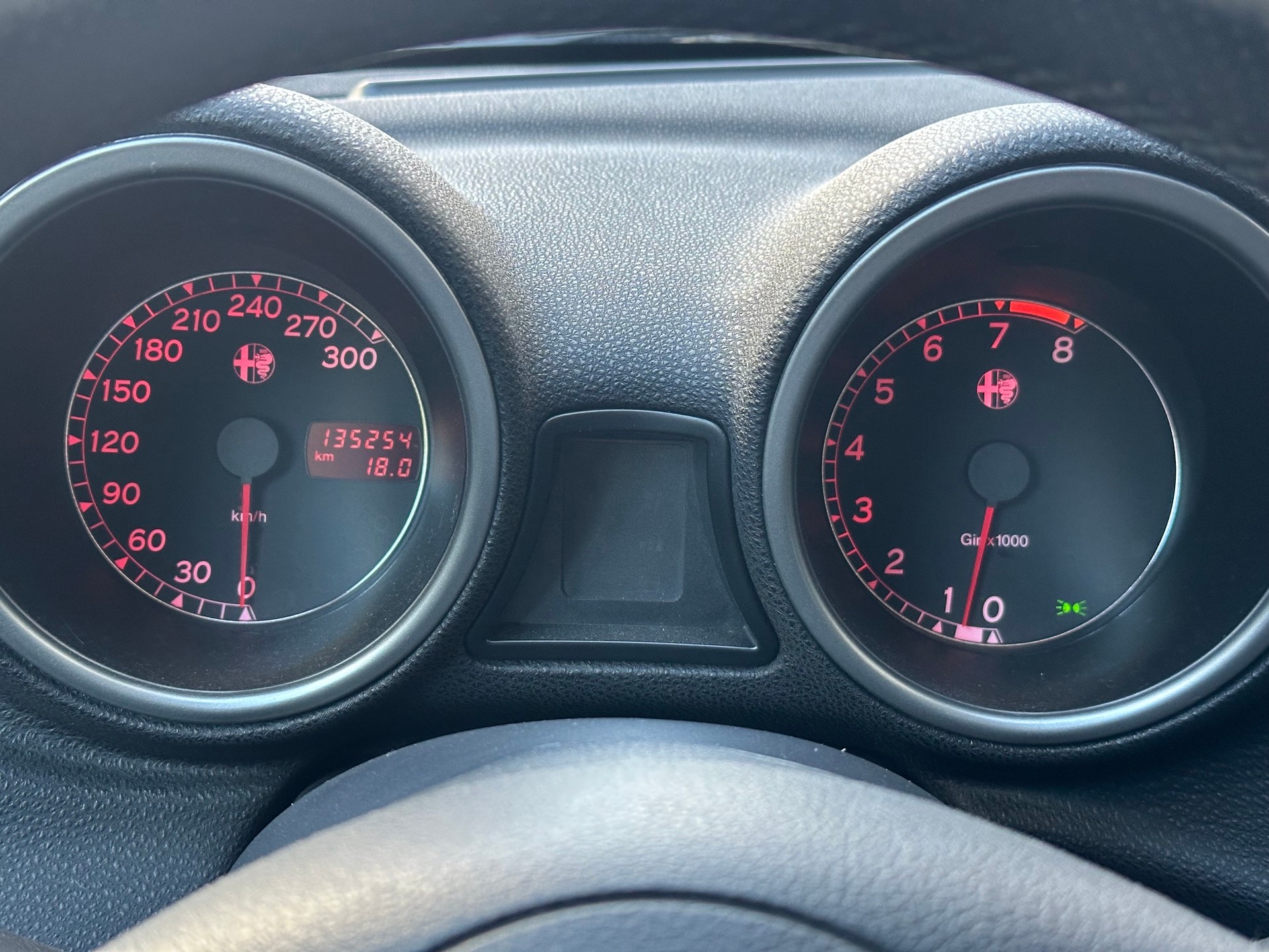 ALFA ROMEO 156 3.2 V6 GTA-image-11