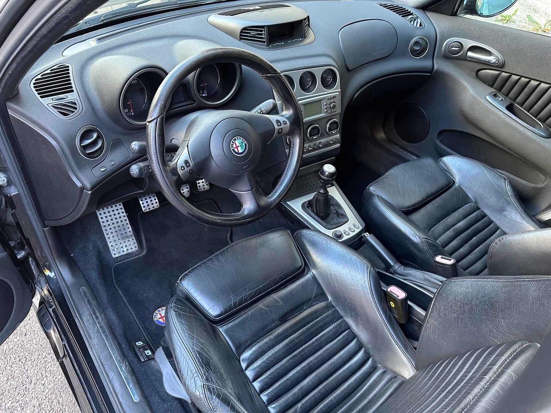 ALFA ROMEO 156 3.2 V6 GTA-image-9