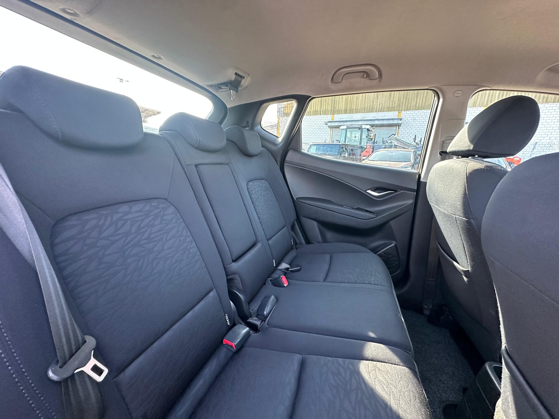 HYUNDAI iX20 1.6 Premium-image-8