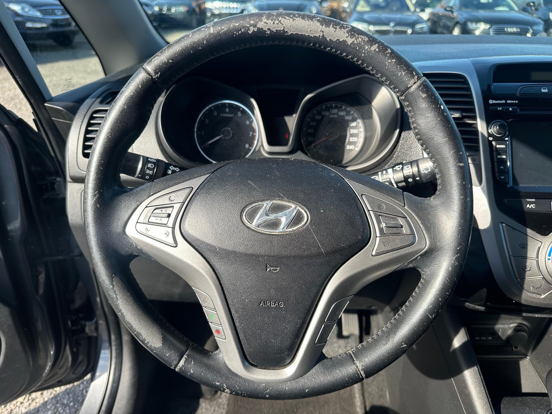 HYUNDAI iX20 1.6 Premium-image-6