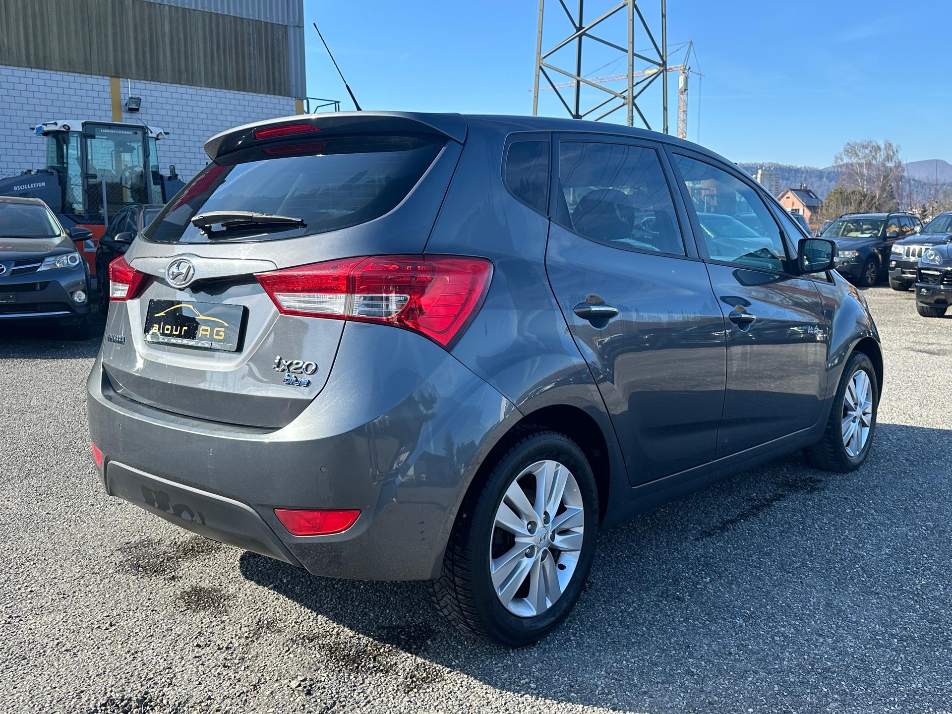 HYUNDAI iX20 1.6 Premium-image-4