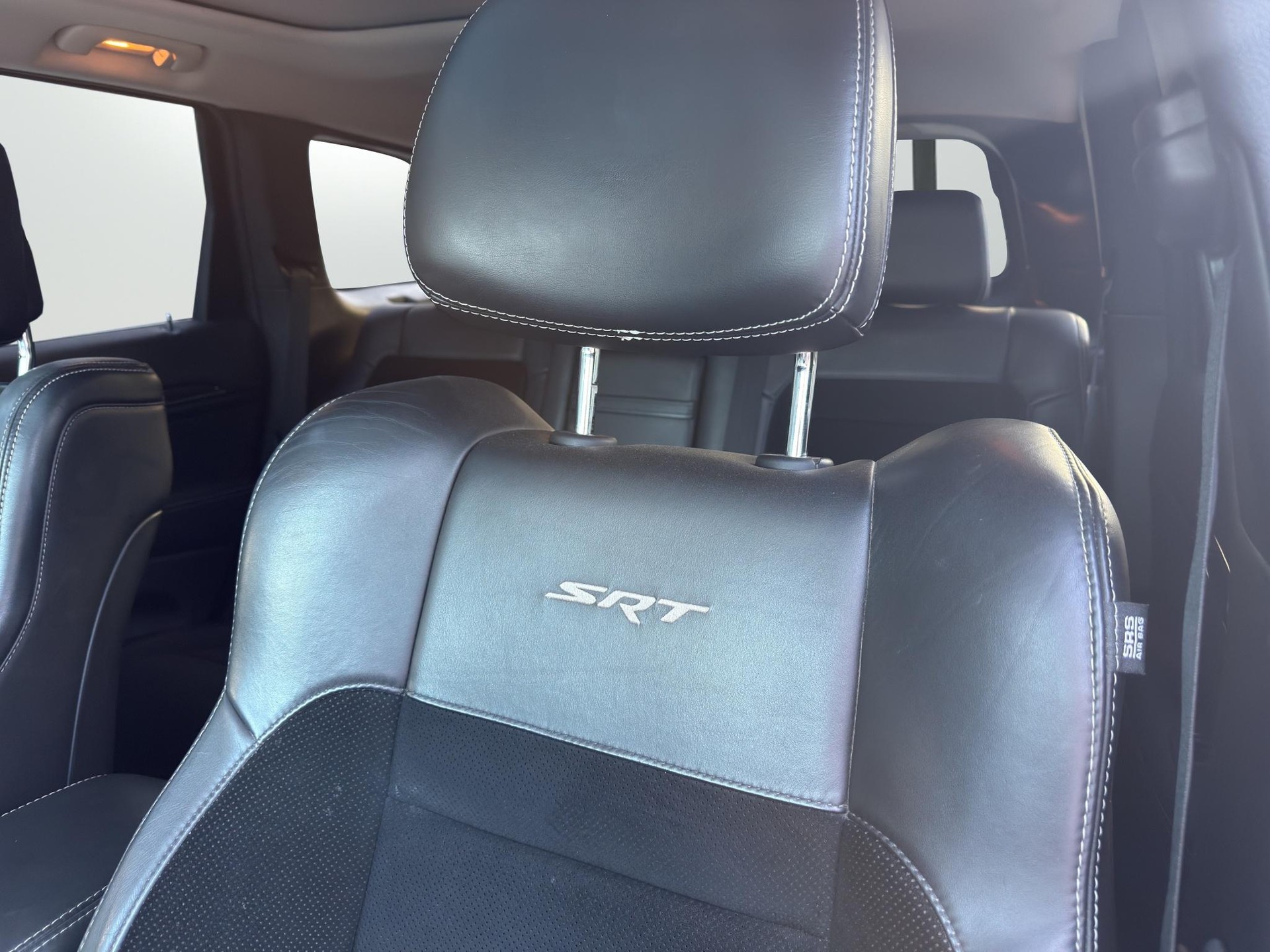 JEEP Grand Cherokee 6.4 V8 HEMI SRT8-image-23