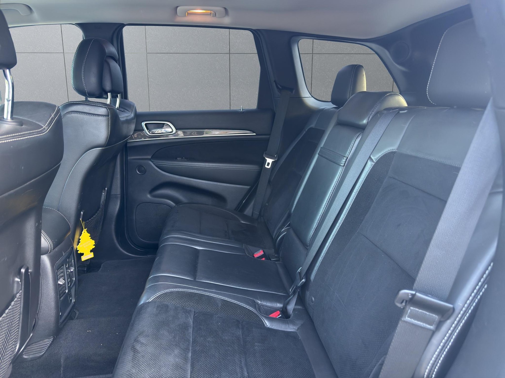 JEEP Grand Cherokee 6.4 V8 HEMI SRT8-image-16