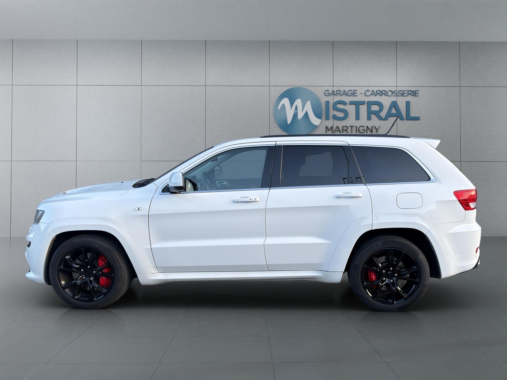 JEEP Grand Cherokee 6.4 V8 HEMI SRT8-image-1