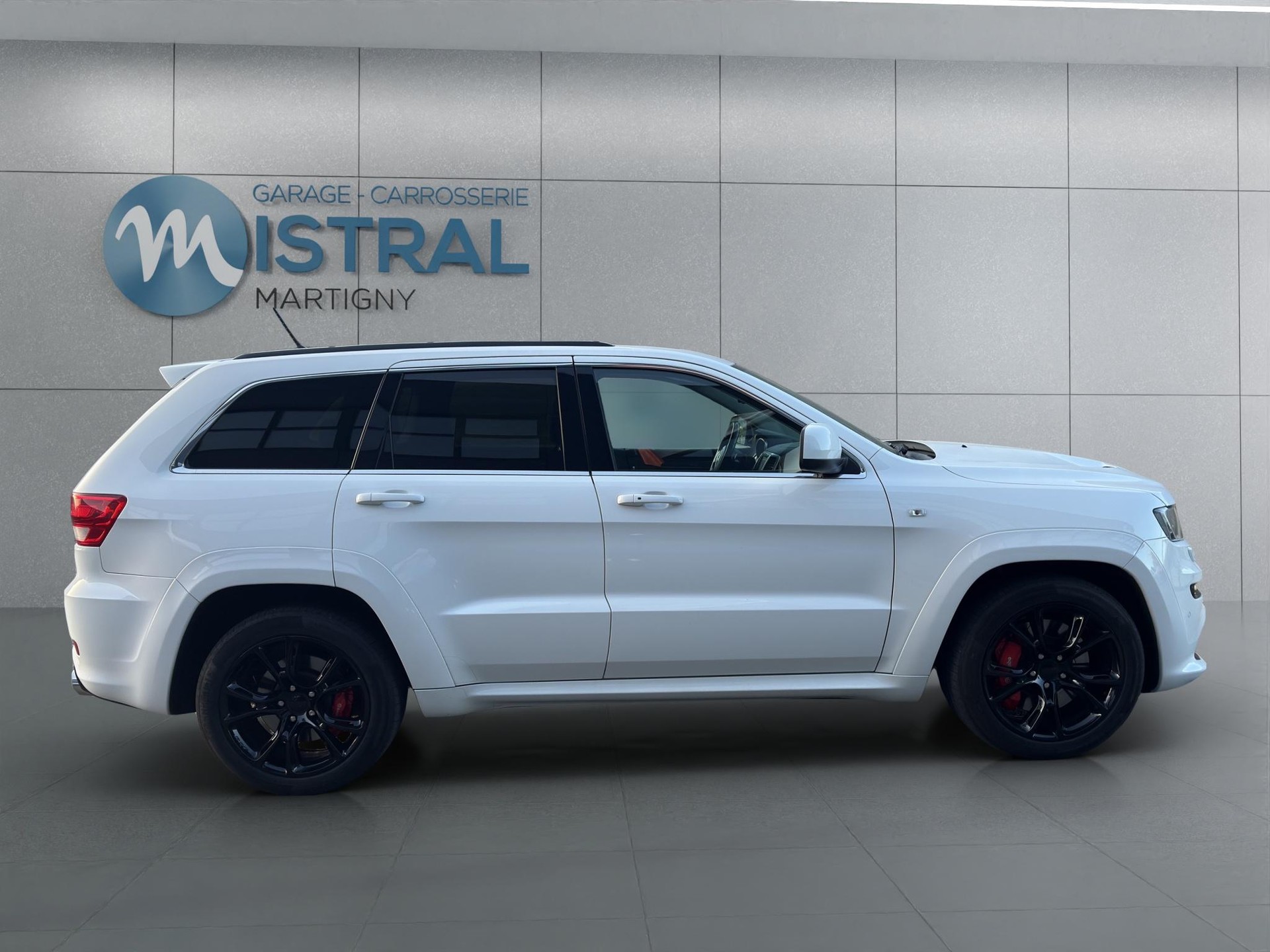 JEEP Grand Cherokee 6.4 V8 HEMI SRT8-image-5