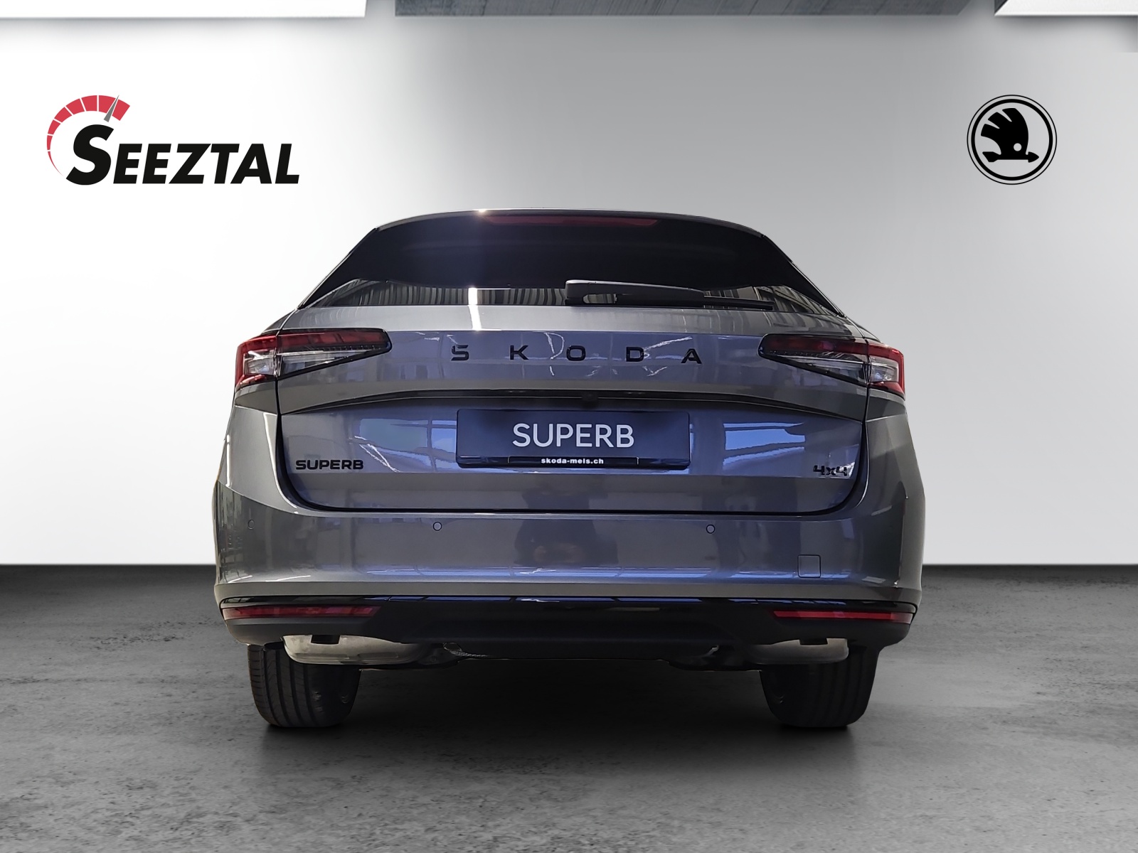 SKODA Superb Combi 2.0 TSI Sportline 4x4 DSG-image-4
