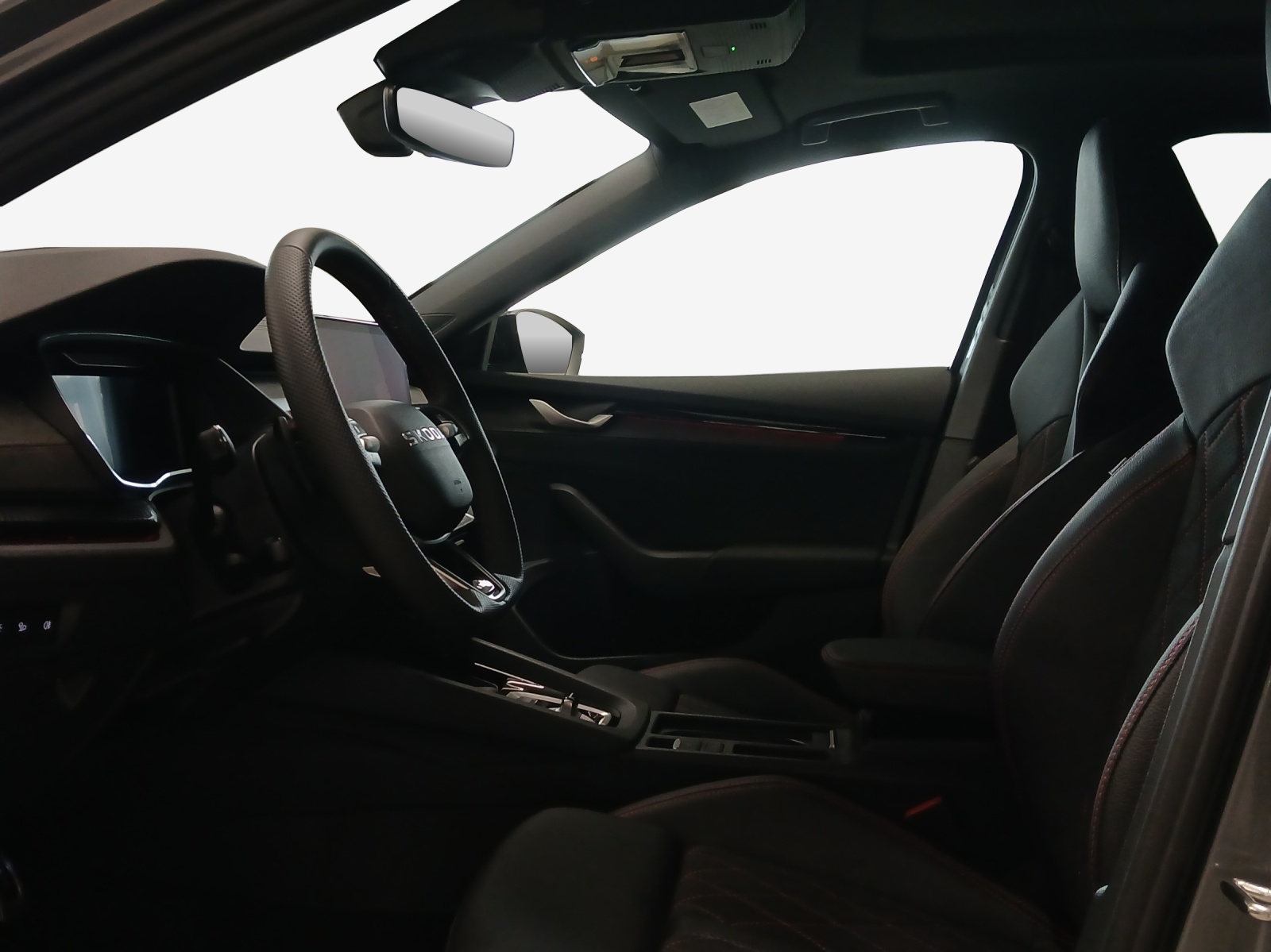 SKODA Octavia Combi 2.0 TSI DSG RS-image-7