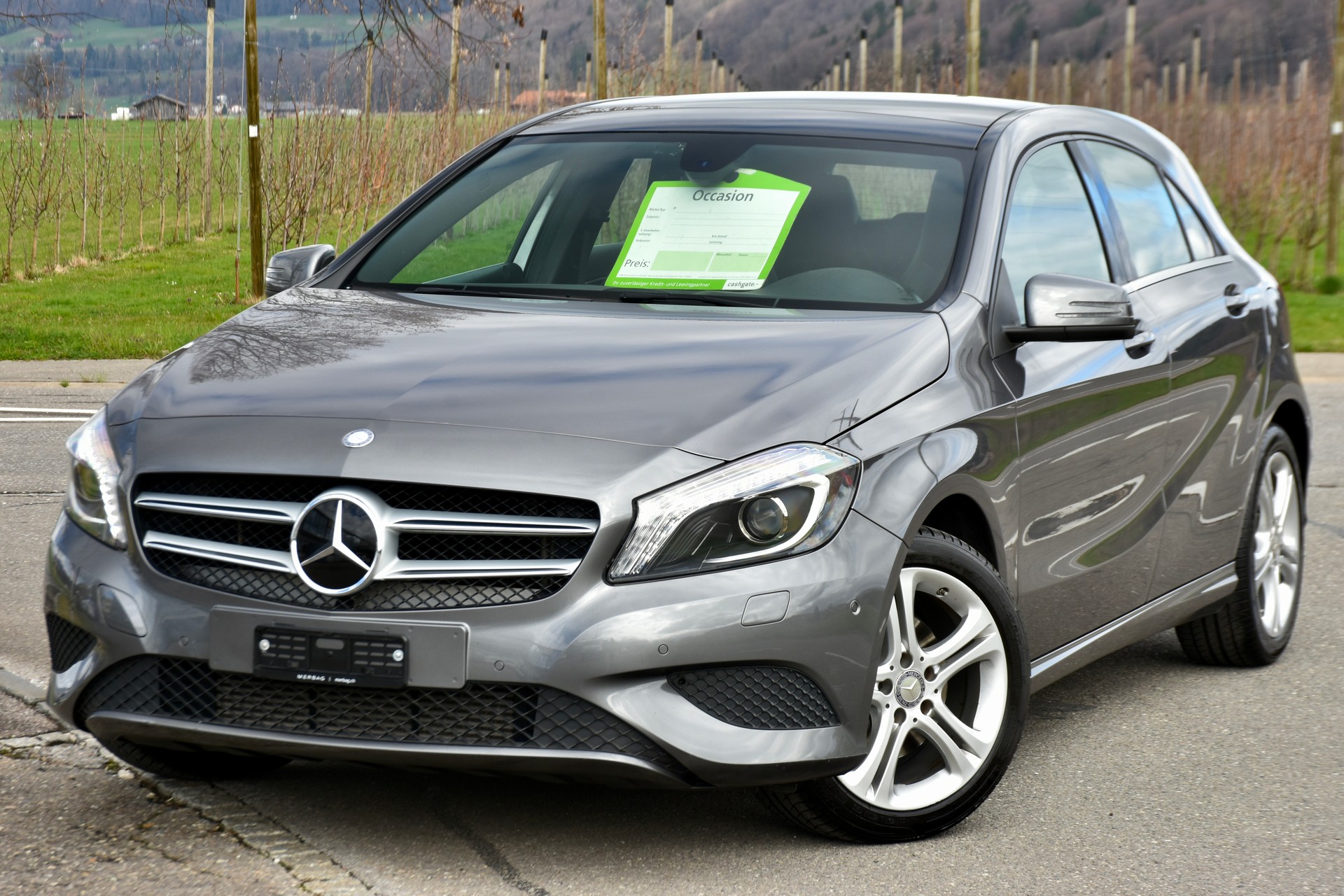 MERCEDES-BENZ A 180 Style 7G-DCT-showroom-element-2