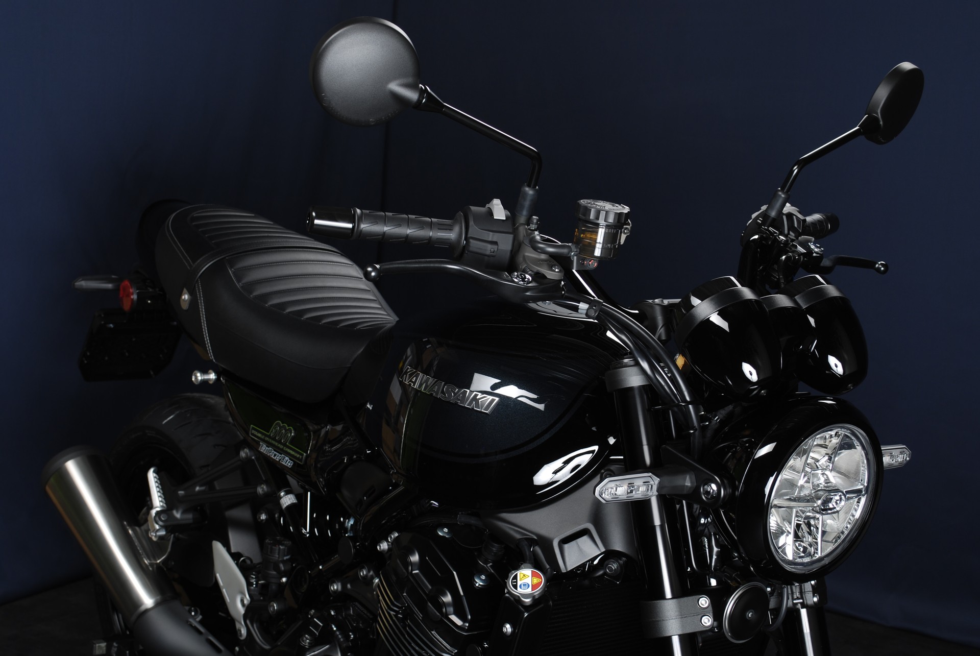 KAWASAKI Z 900 RS "Black Ball Edition" (85 kW) MY26-image-4