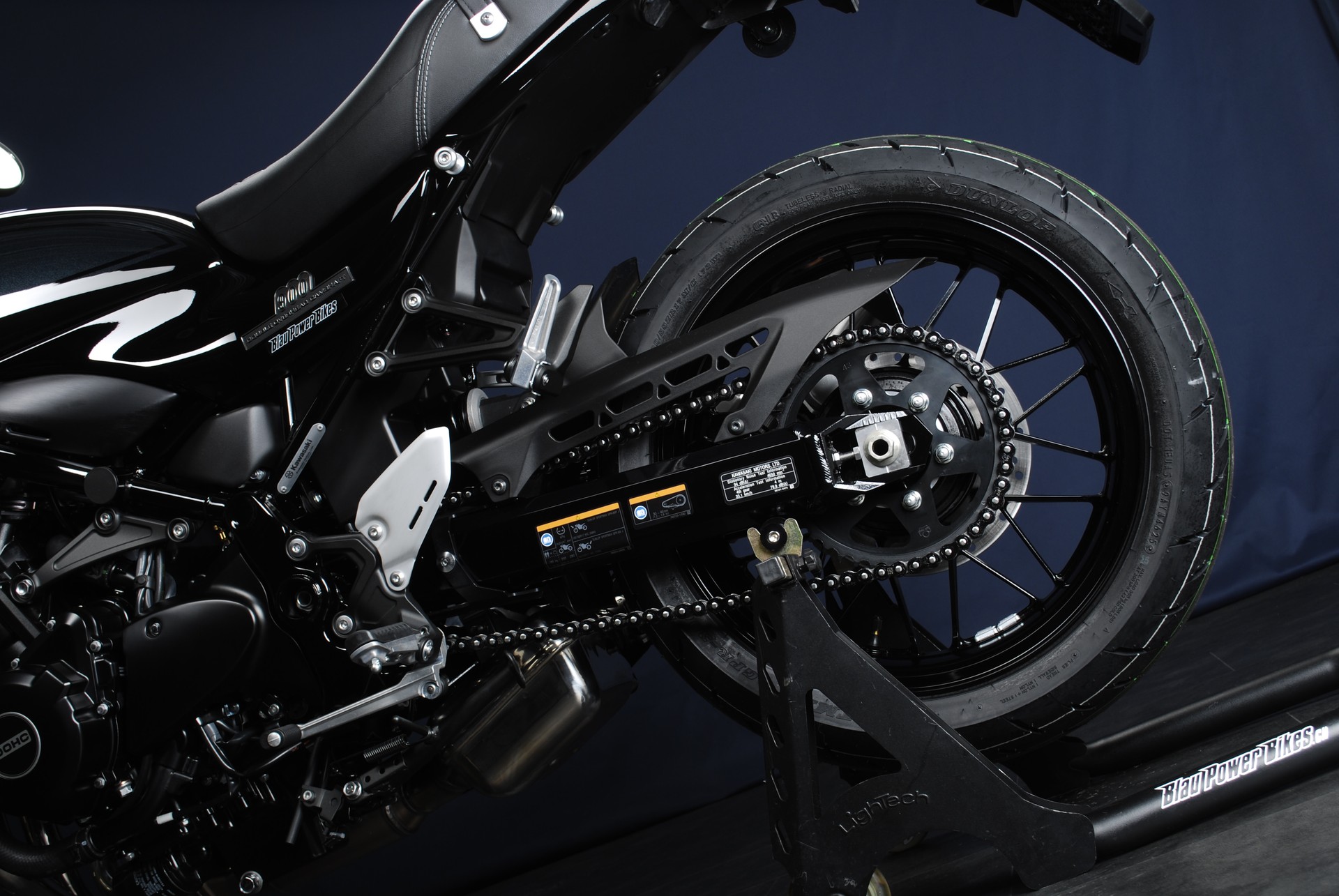 KAWASAKI Z 900 RS "Black Ball Edition" (85 kW) MY26-image-13