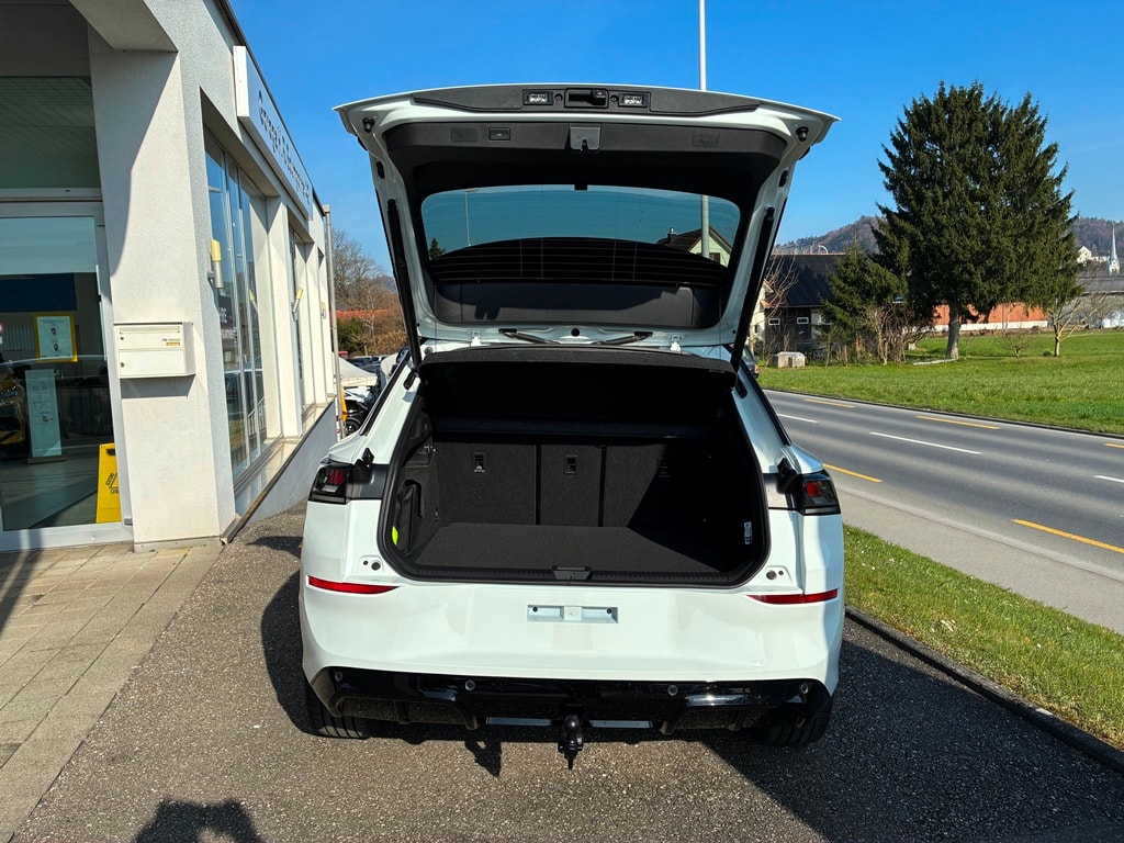 VW T-Roc 1.5 eTSI mHEV R-Line DSG-image-7