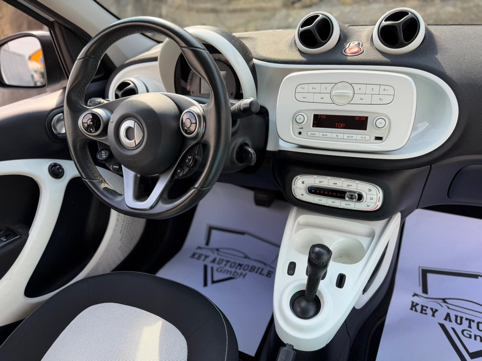 SMART forfour passion twinmatic-image-7