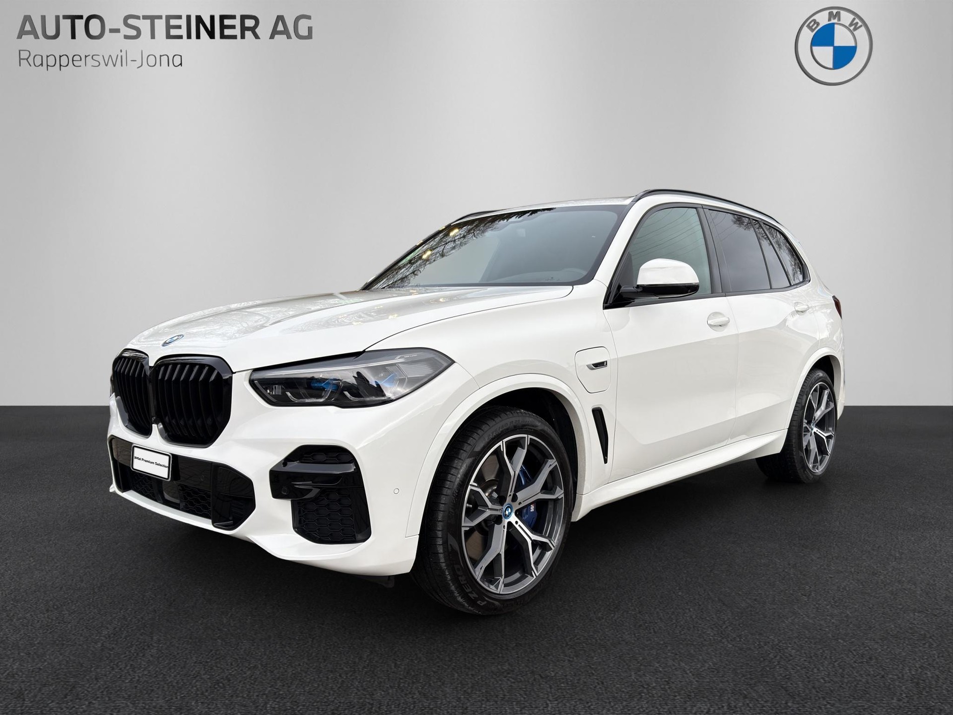 BMW X5 xDrive45e M Sport-image-0