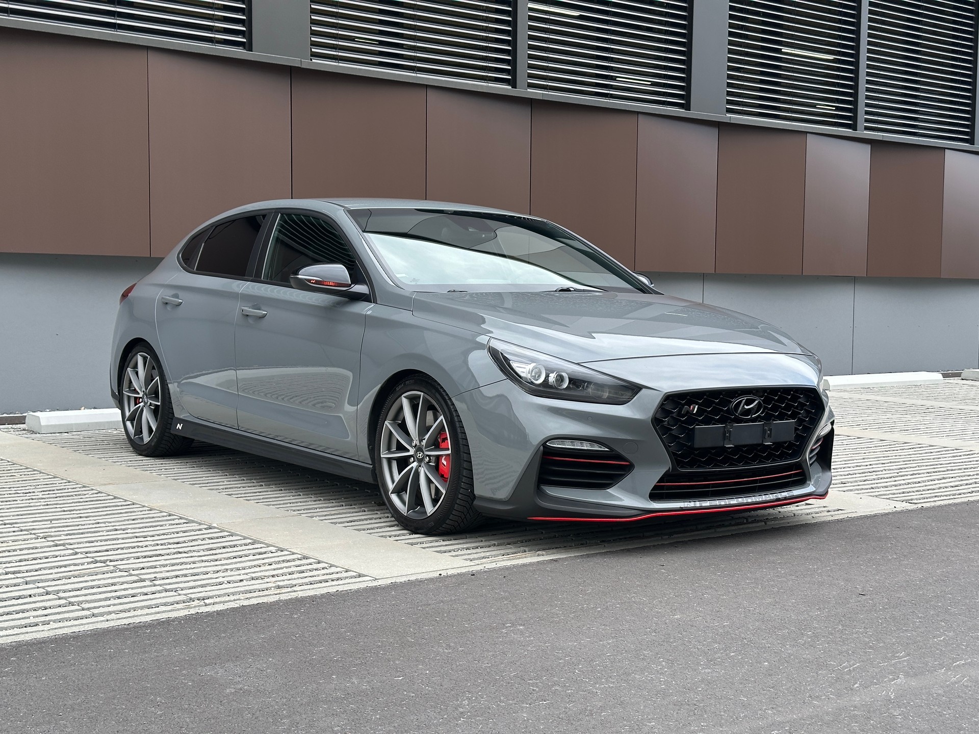 HYUNDAI i30 Fastback N 2.0 T-GDi *aus 1. Hand* *N-Exclusive Pack*-image-2