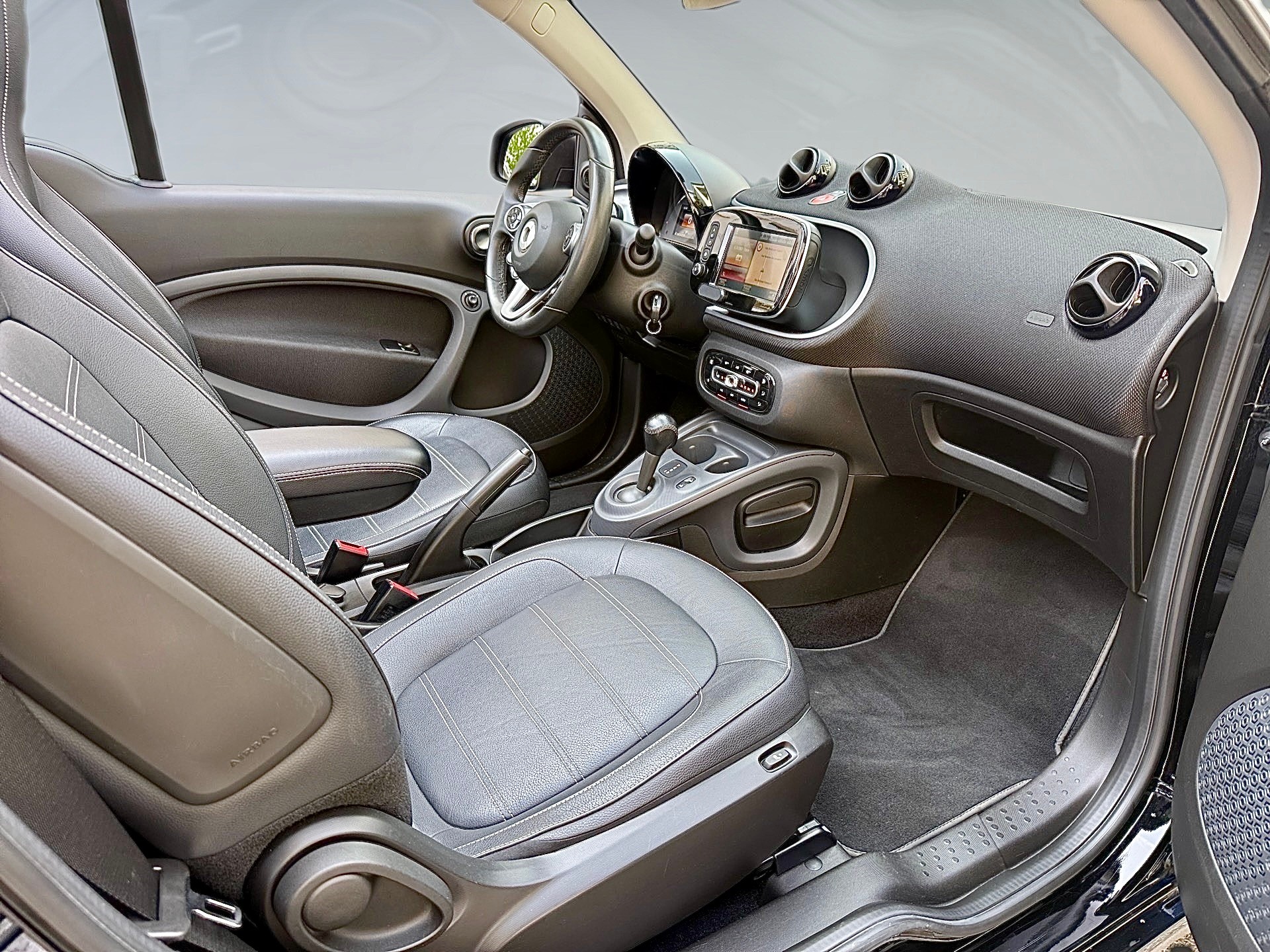 SMART fortwo prime twinmatic-image-12