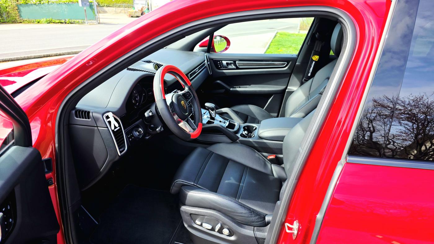 PORSCHE Cayenne E-Hybrid-image-6