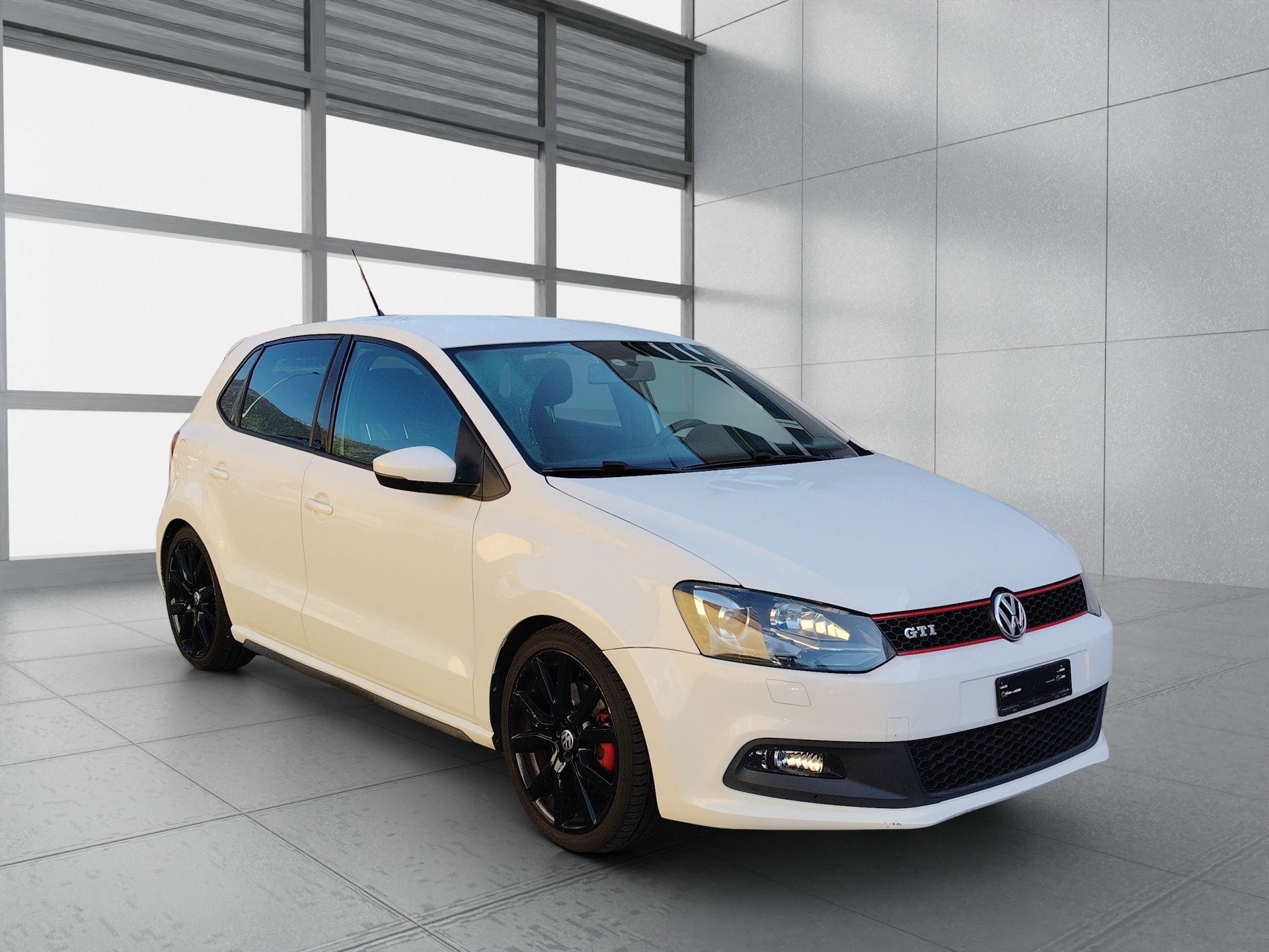 VW Polo 1.4 TSI GTI Carbon Edition DSG-image-2