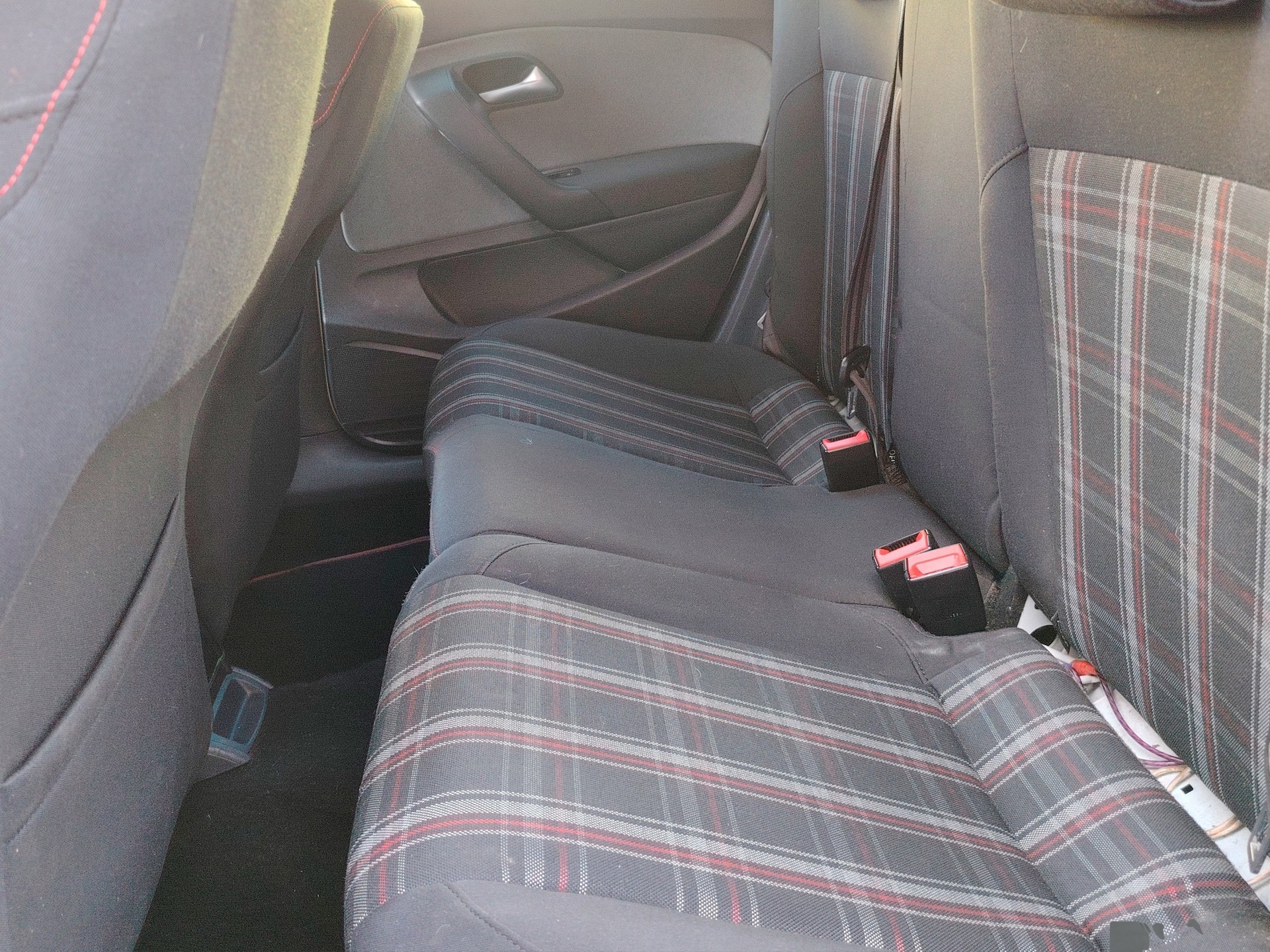 VW Polo 1.4 TSI GTI Carbon Edition DSG-image-10