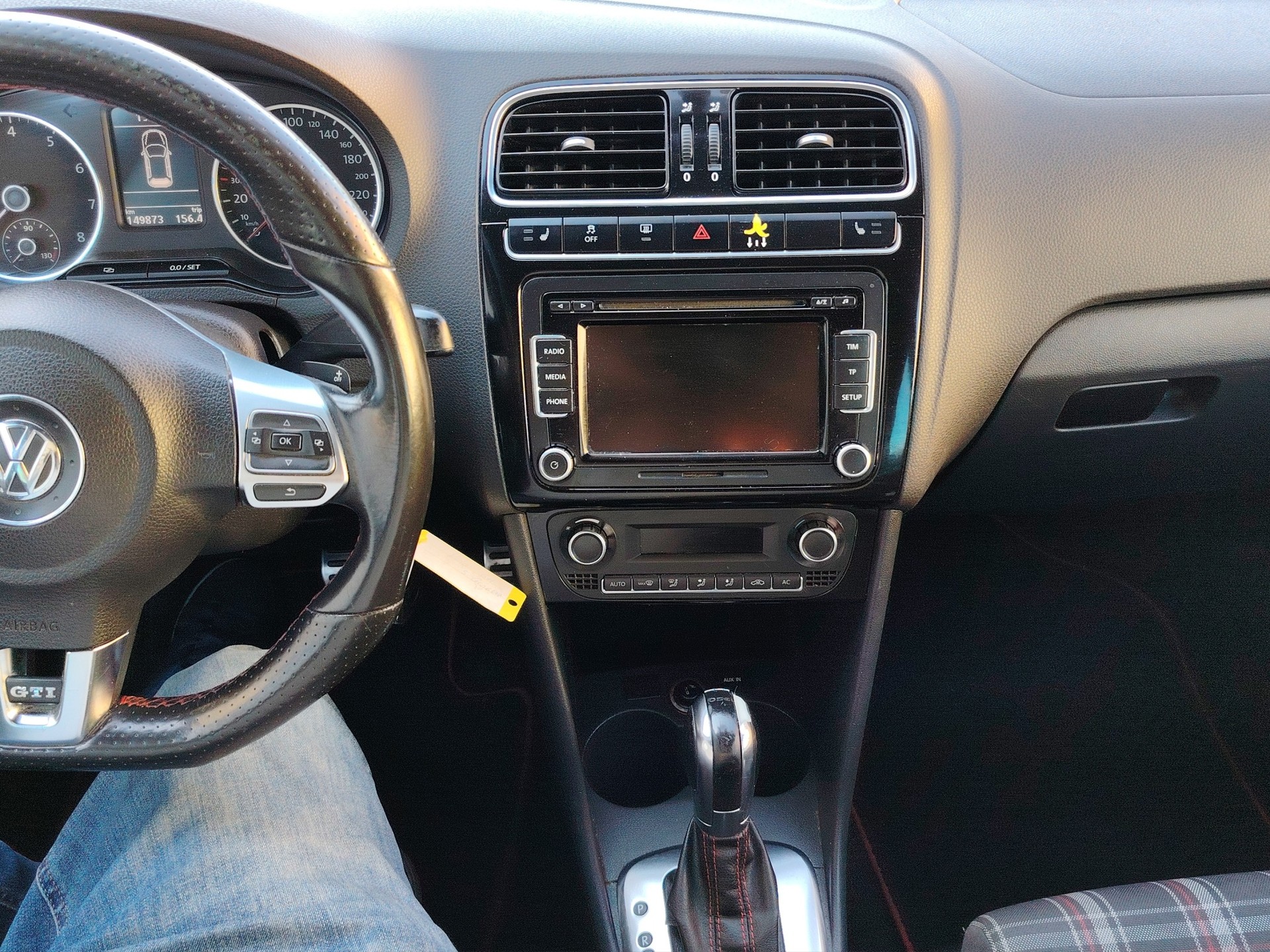 VW Polo 1.4 TSI GTI Carbon Edition DSG-image-12