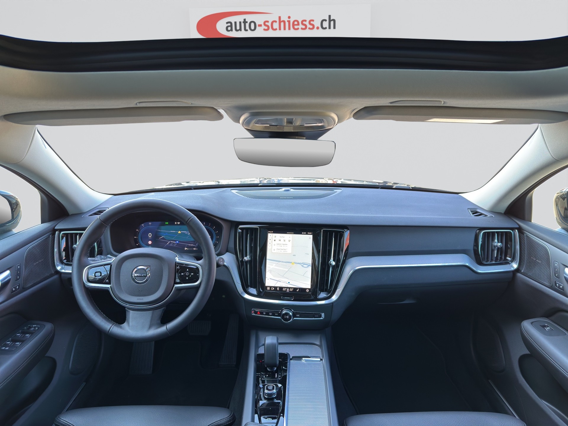VOLVO V60 B4 Plus Dark DCT-image-19