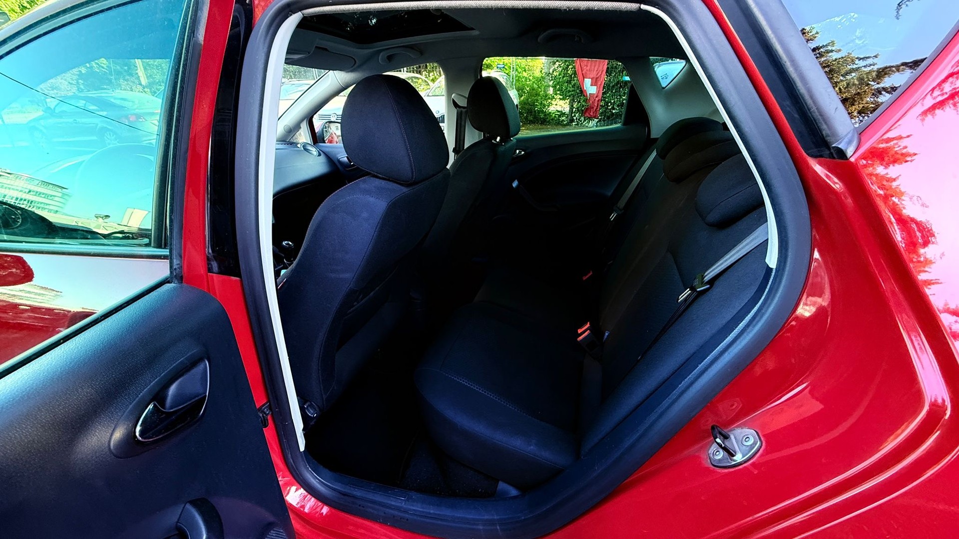 SEAT Ibiza SC 1.2 TSI FR Stopp-Start-image-7