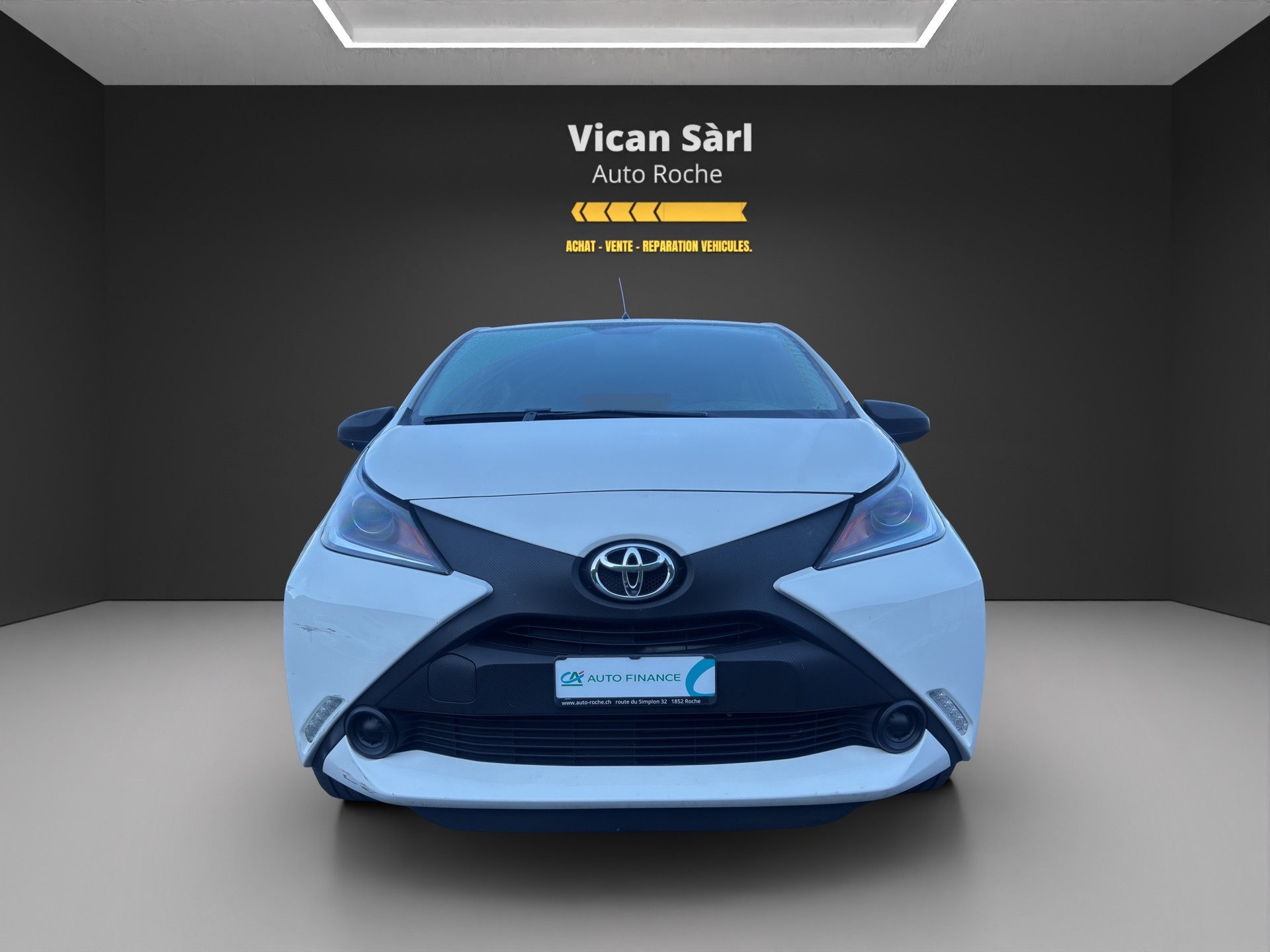TOYOTA Aygo 1.0 VVT-i x-image-0