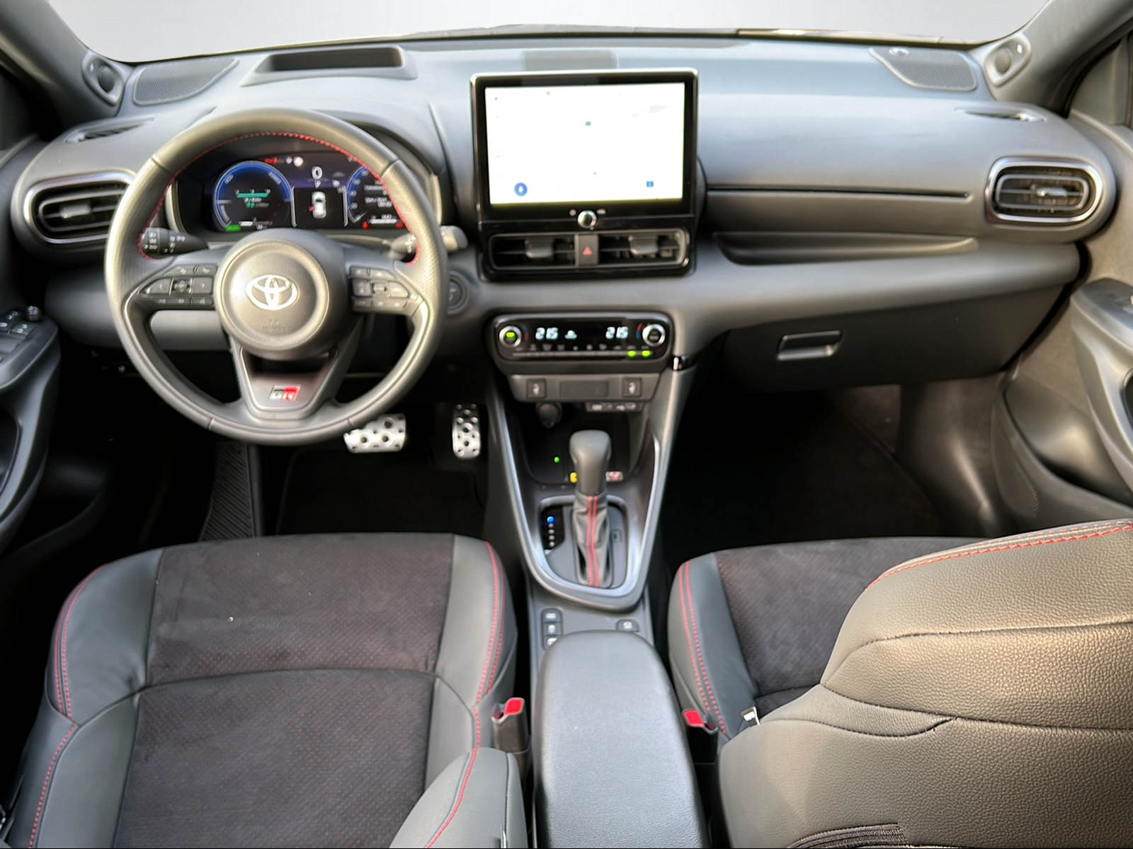 TOYOTA Yaris 1.5 VVT-i HSD GR Sport-image-11