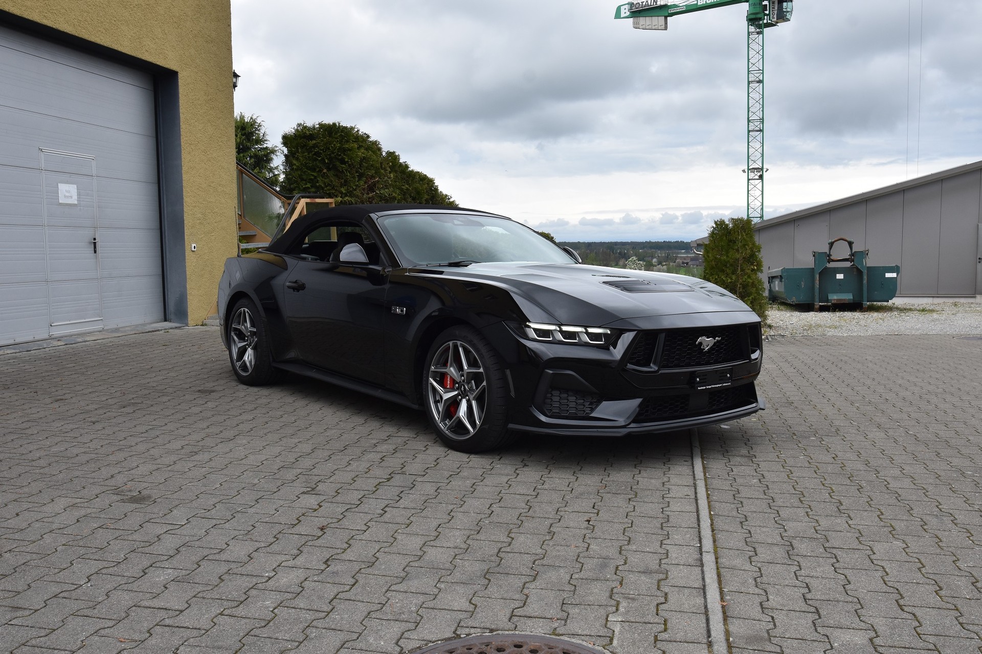 FORD Mustang Convertible 5.0 V8 GT Automat-image-2