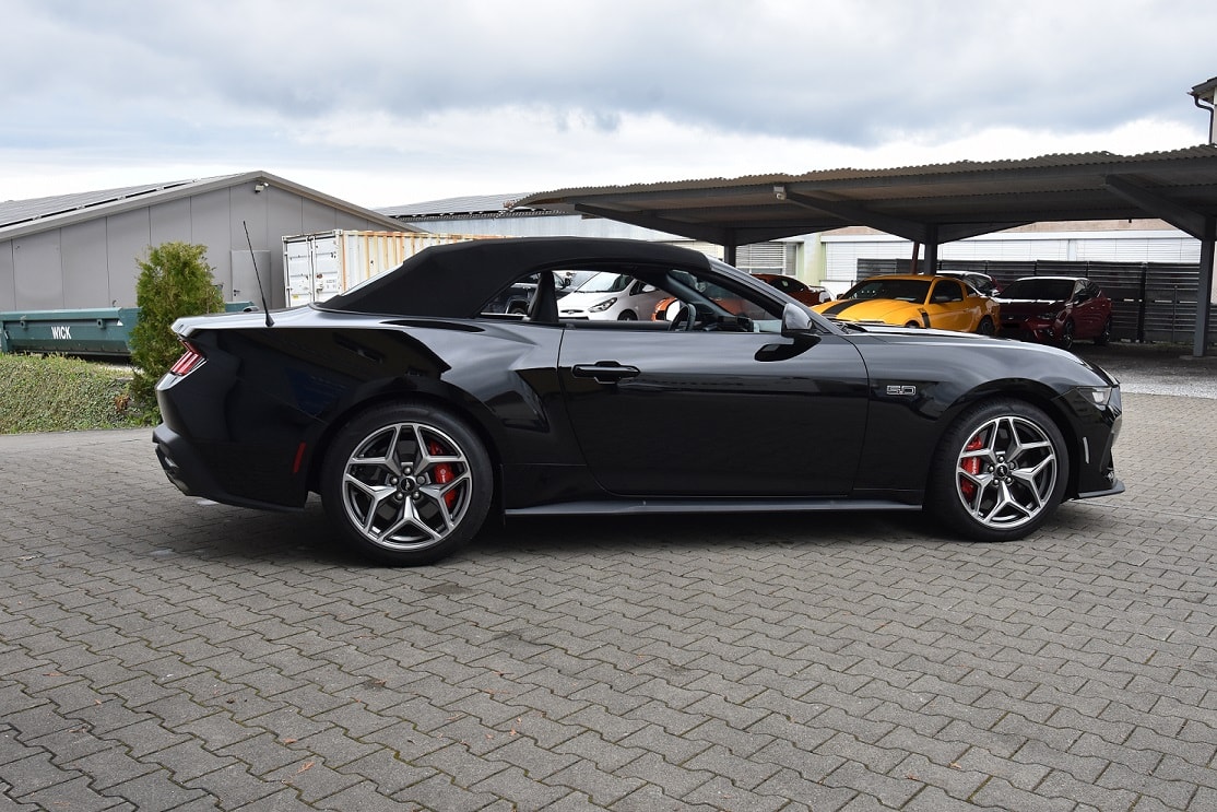 FORD Mustang Convertible 5.0 V8 GT Automat-image-3