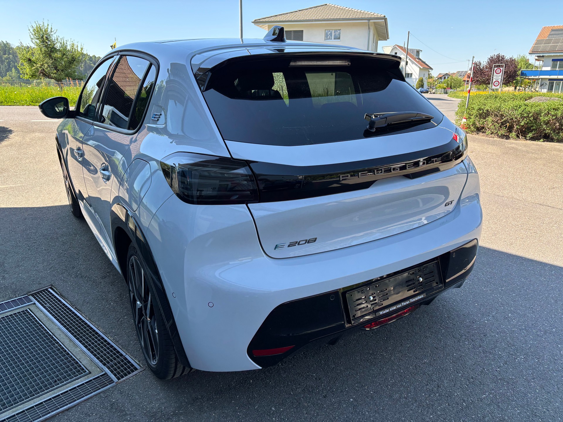 PEUGEOT 208 GT Elektrik 115kW-image-3