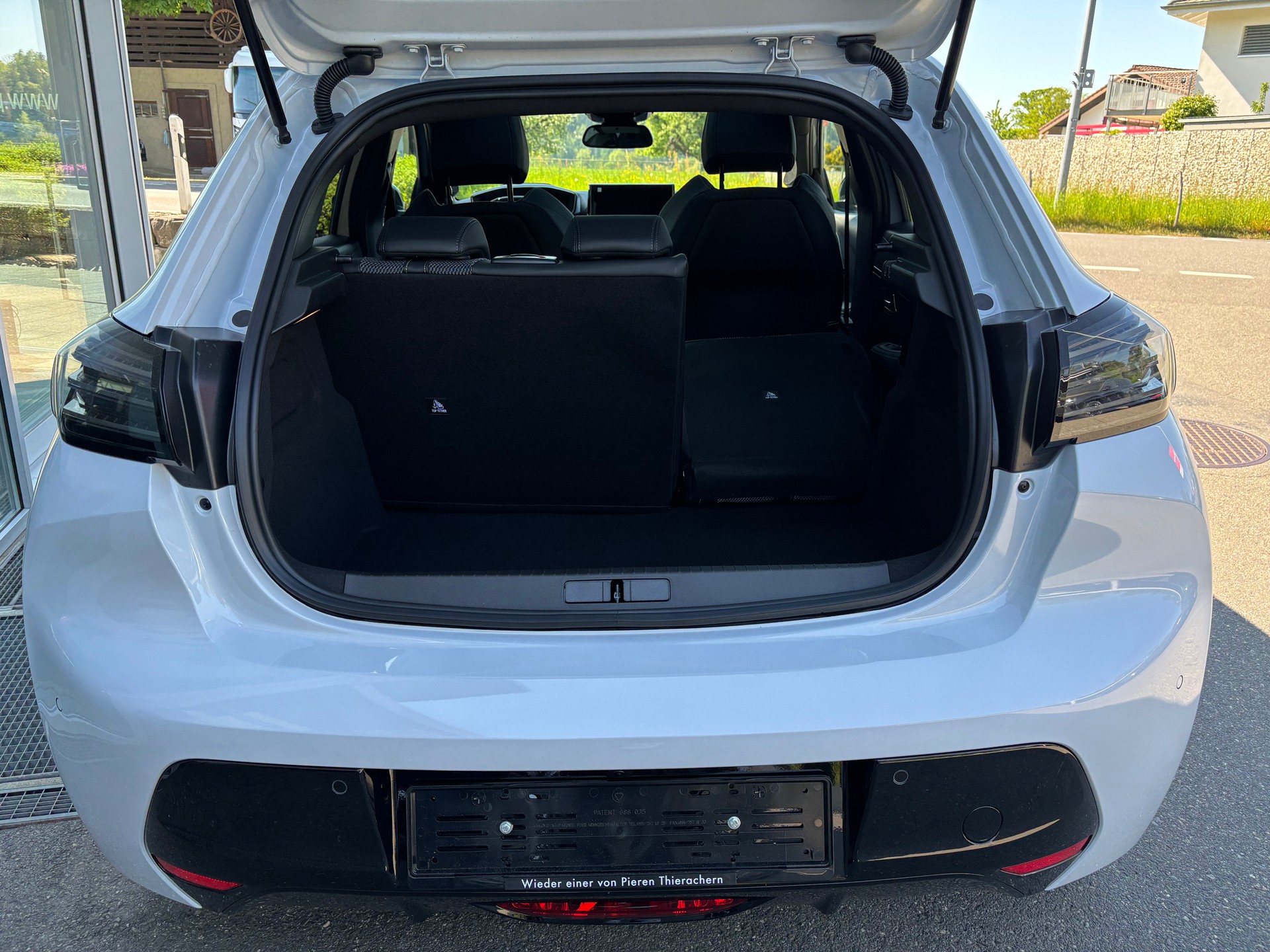 PEUGEOT 208 GT Elektrik 115kW-image-5