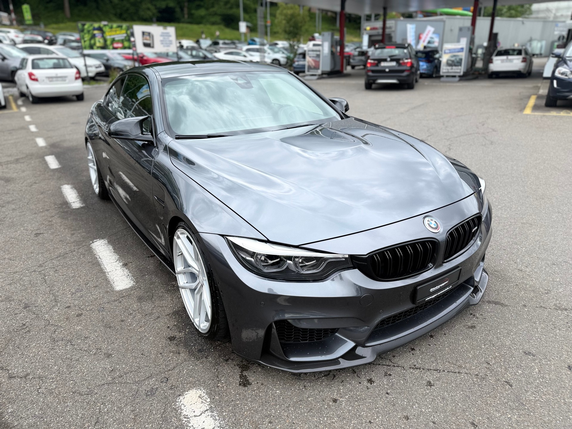 BMW M4 Coupé Competition DKG ° Grail Auspuffanlage ° Carbon Anbauteile ° Z-Performance °-image-0