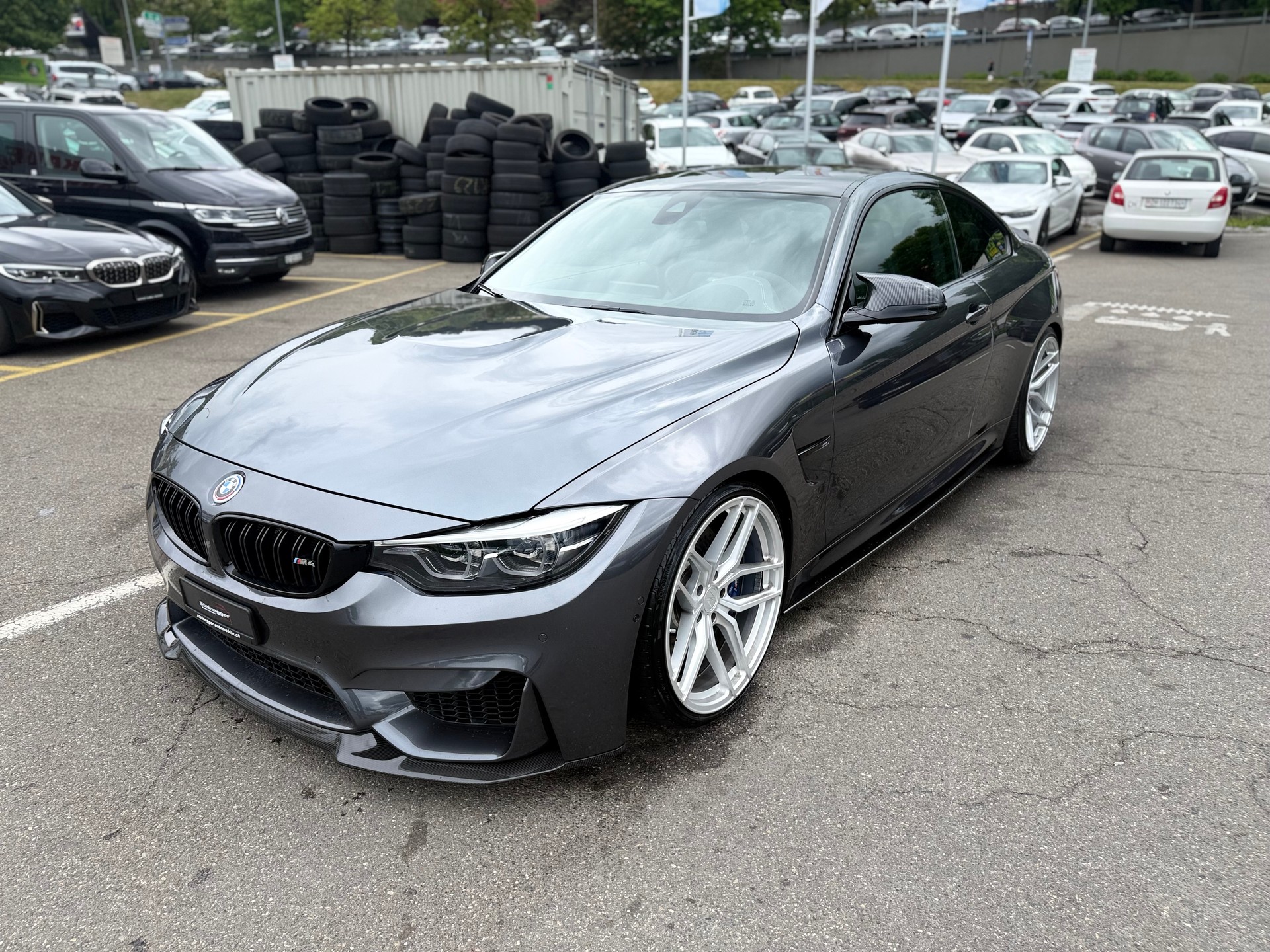 BMW M4 Coupé Competition DKG ° Grail Auspuffanlage ° Carbon Anbauteile ° Z-Performance °-image-4