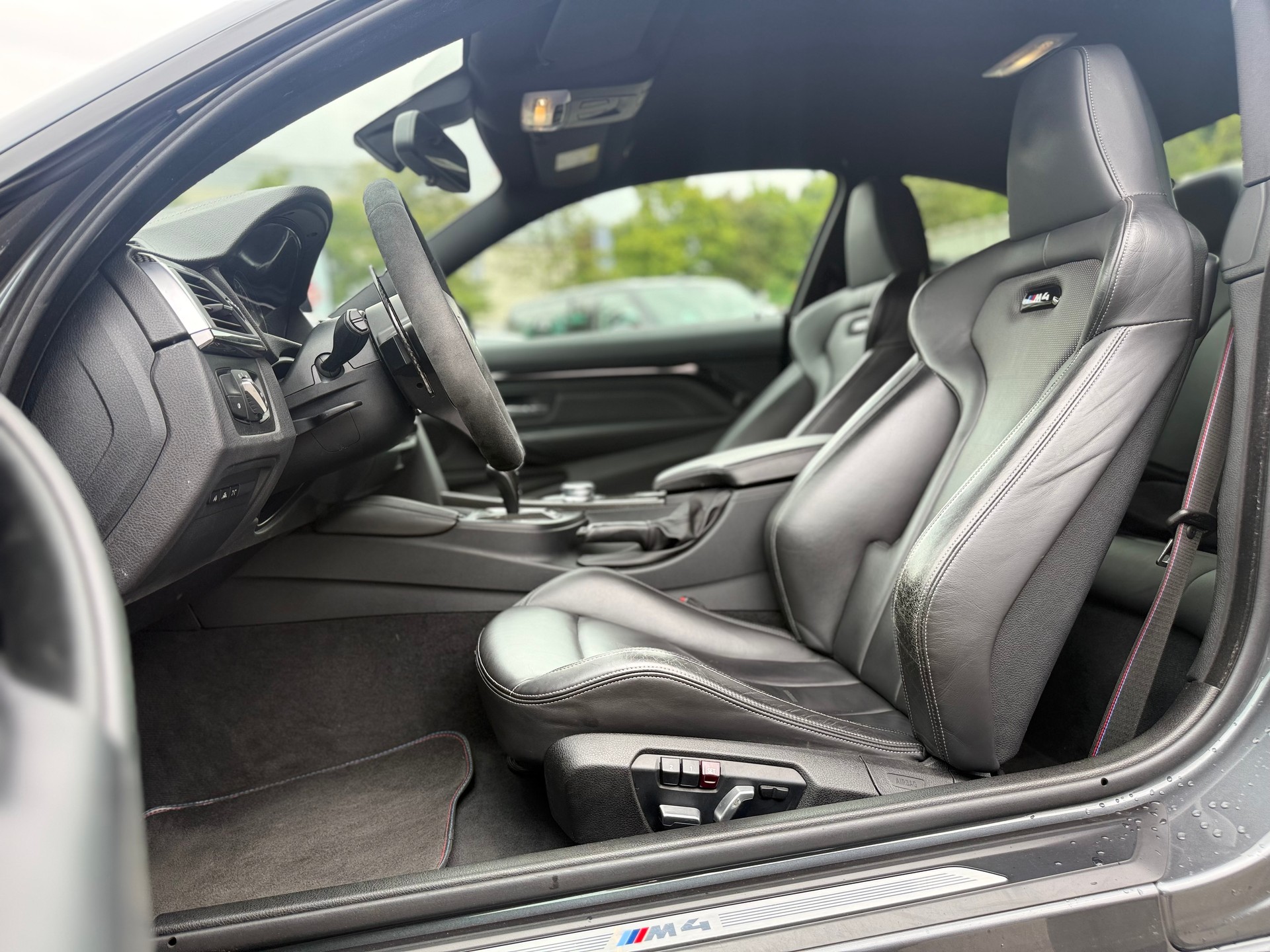 BMW M4 Coupé Competition DKG ° Grail Auspuffanlage ° Carbon Anbauteile ° Z-Performance °-image-12