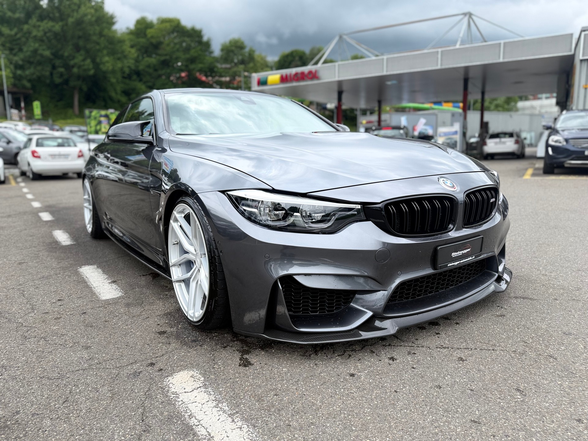 BMW M4 Coupé Competition DKG ° Grail Auspuffanlage ° Carbon Anbauteile ° Z-Performance °-image-1