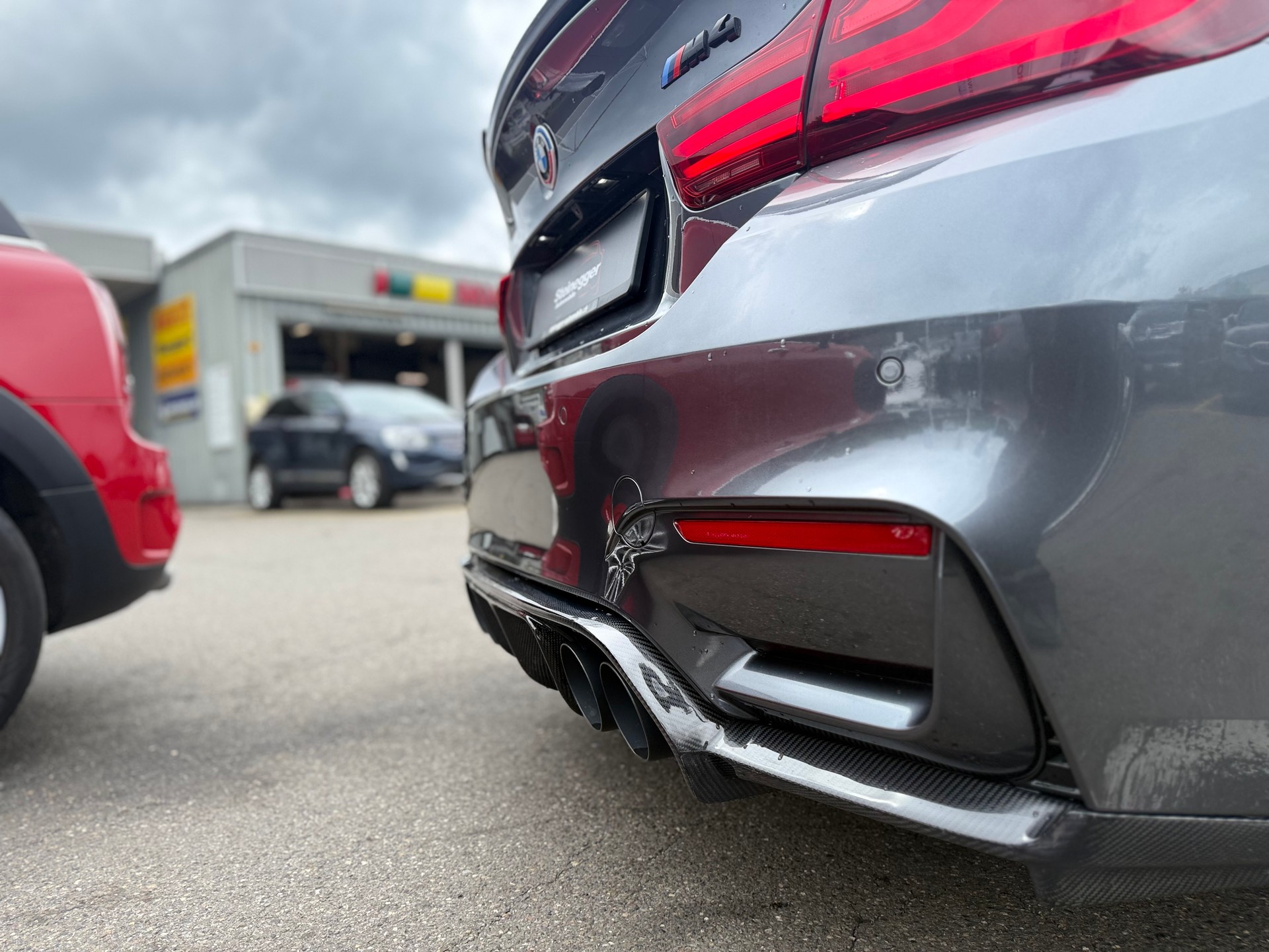 BMW M4 Coupé Competition DKG ° Grail Auspuffanlage ° Carbon Anbauteile ° Z-Performance °-image-17