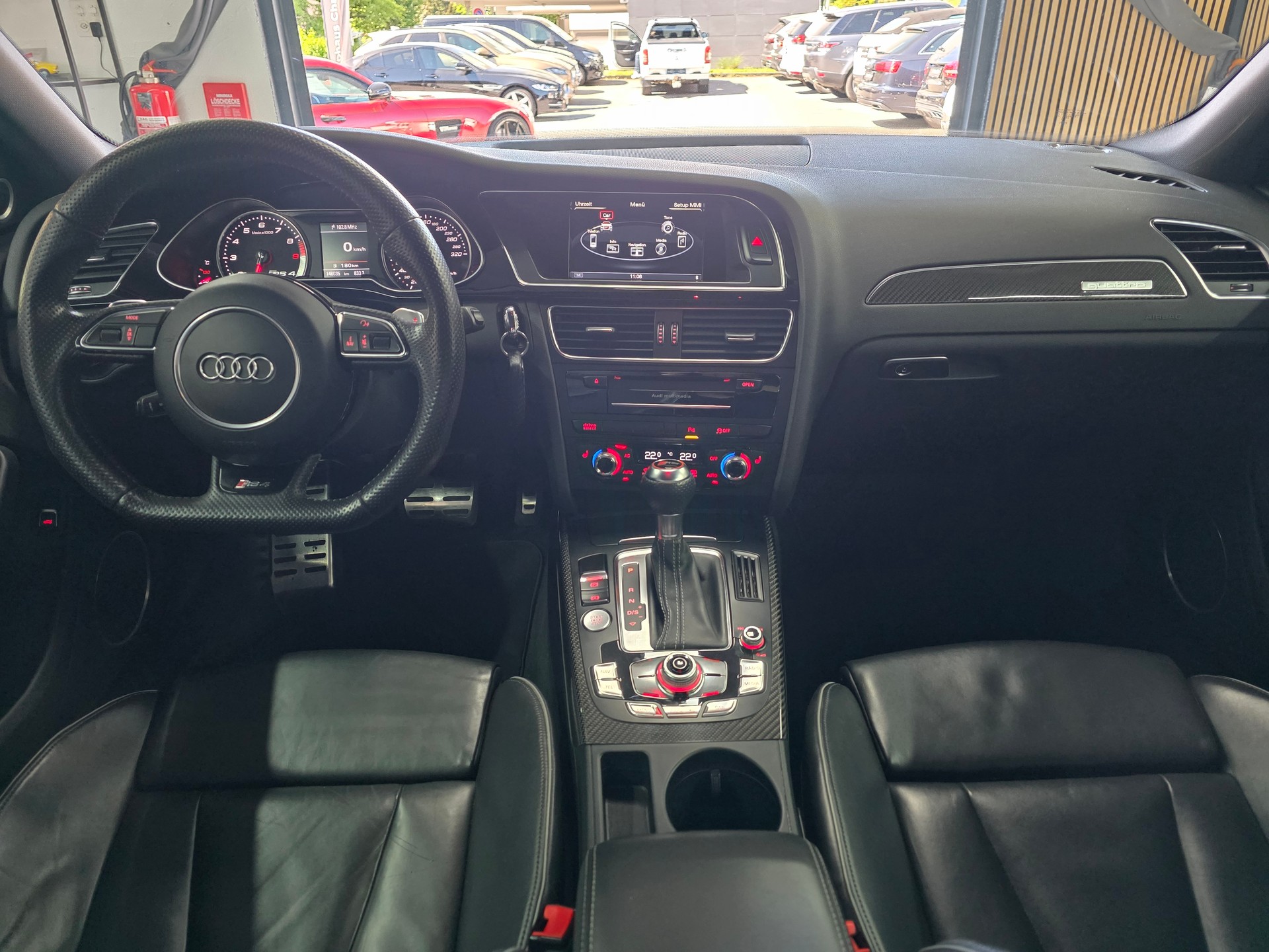 AUDI RS4 Avant 4.2 FSI V8 quattro S-tronic MTM-image-11